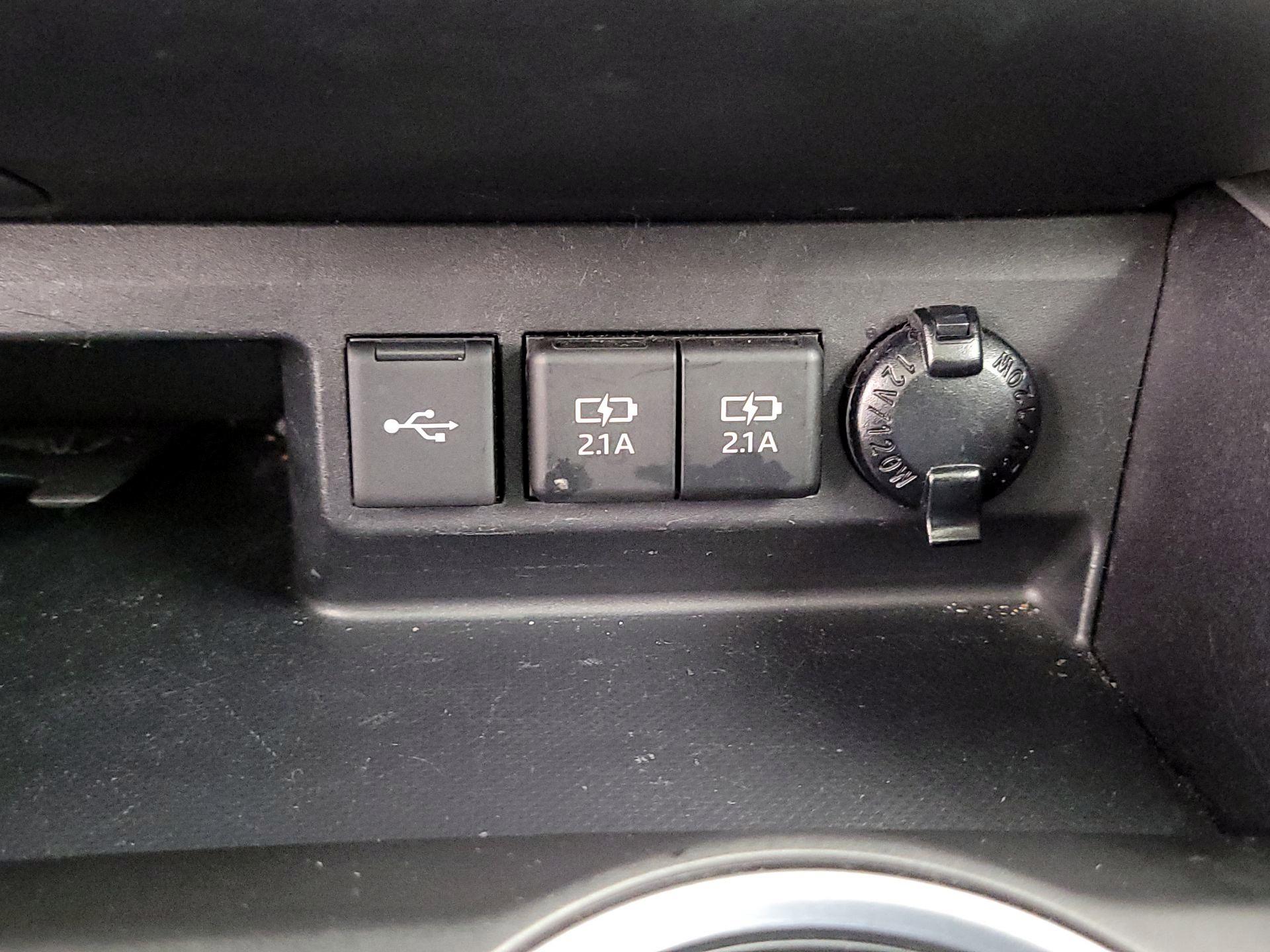 Thumbnail: 2021 Toyota Highlander - 19