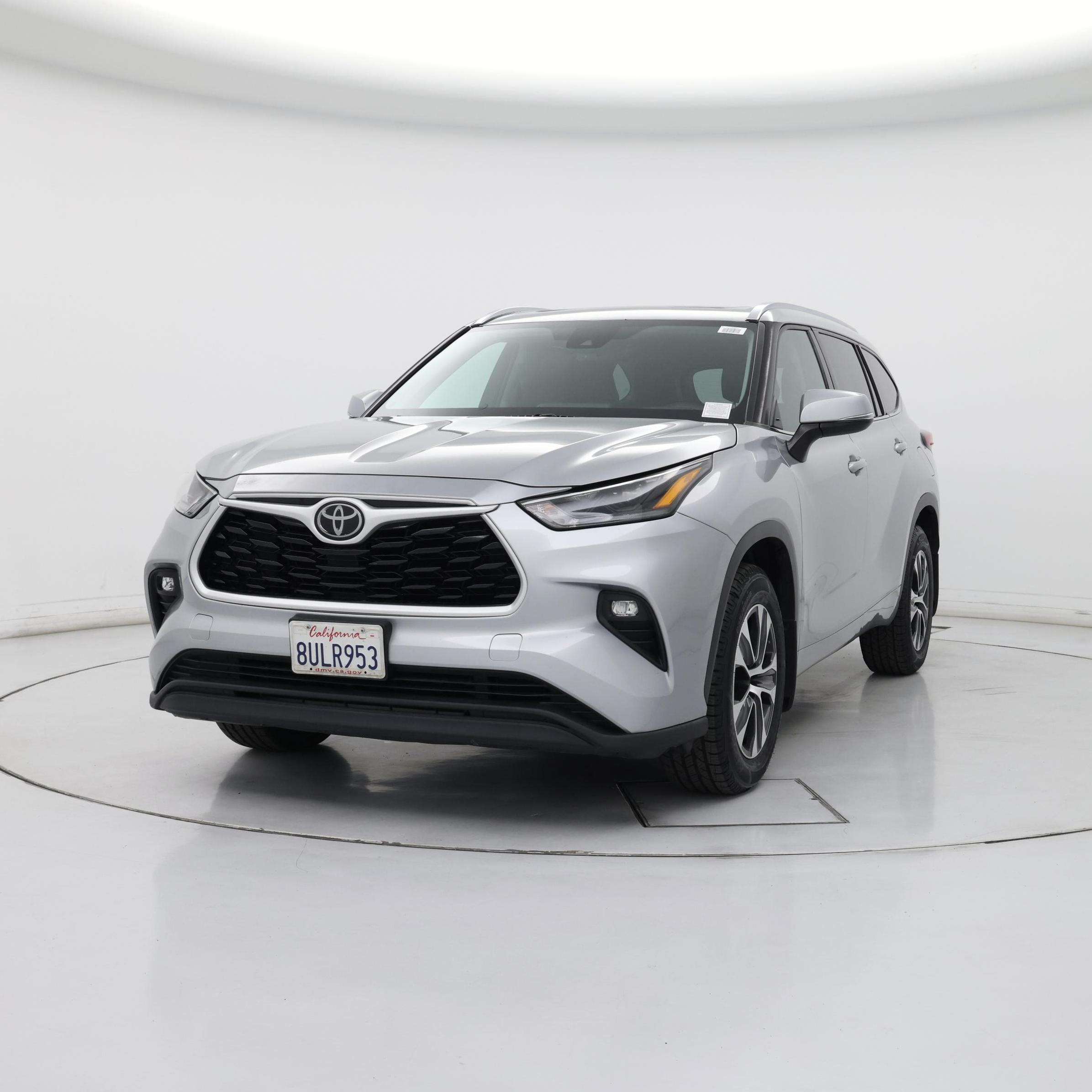 Thumbnail: 2021 Toyota Highlander - 4