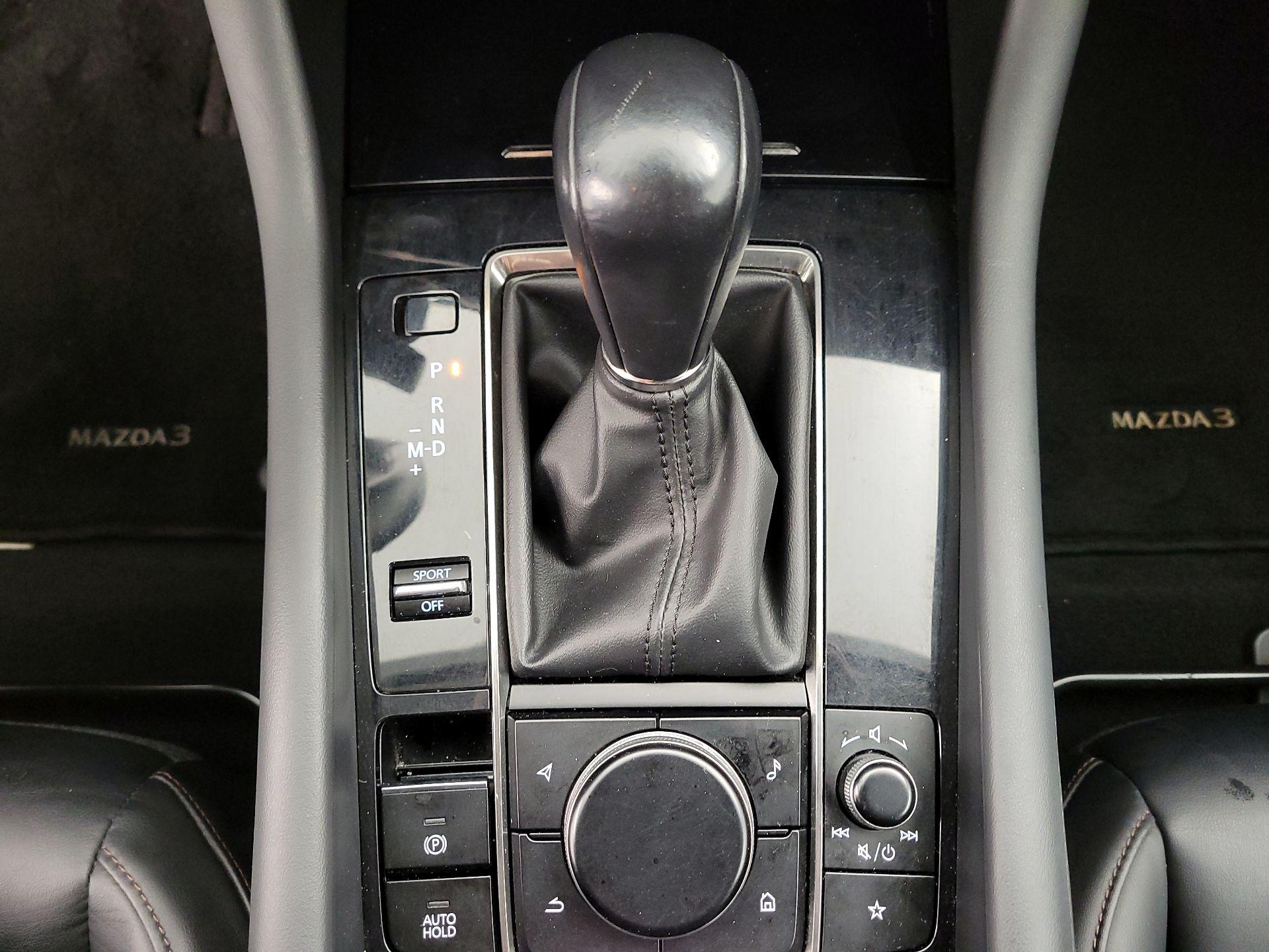 Thumbnail: 2019 Mazda Mazda3 - 18