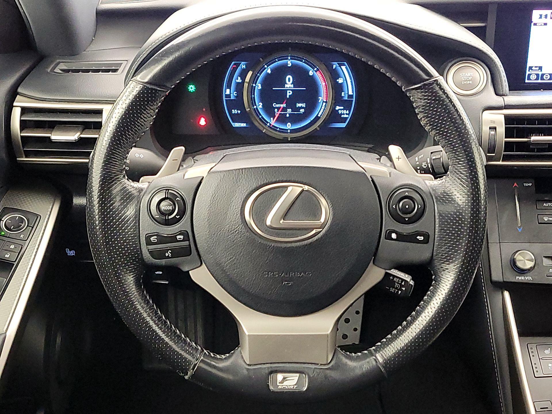 Thumbnail: 2016 Lexus IS - 10
