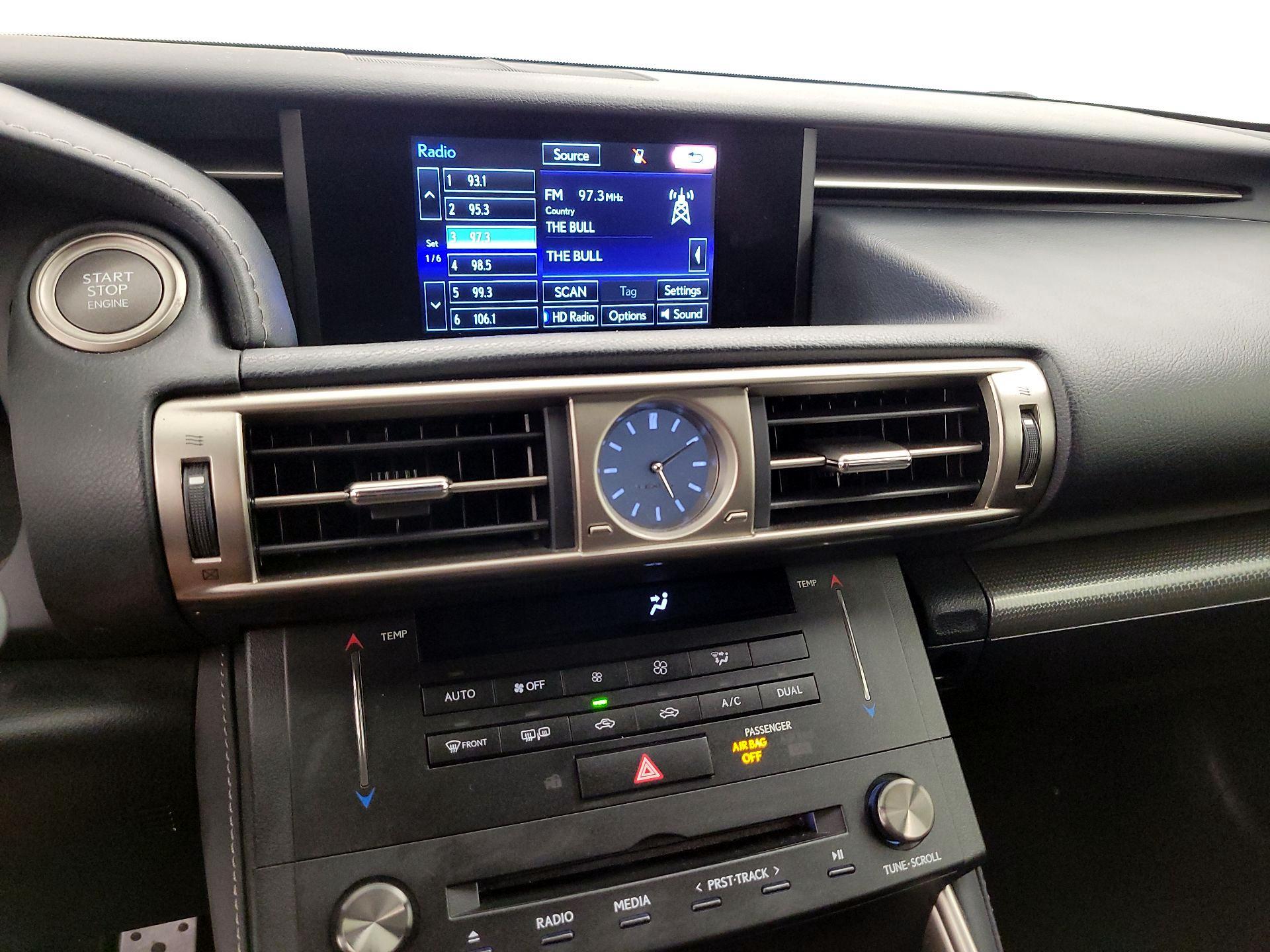Thumbnail: 2016 Lexus IS - 16