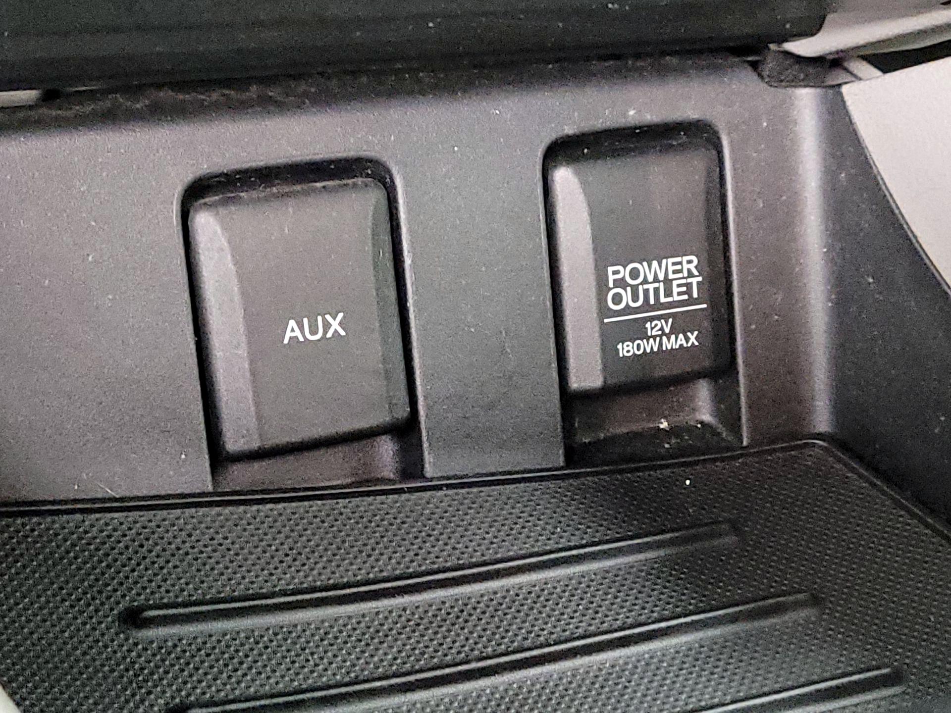 Thumbnail: 2014 Honda Civic - 18