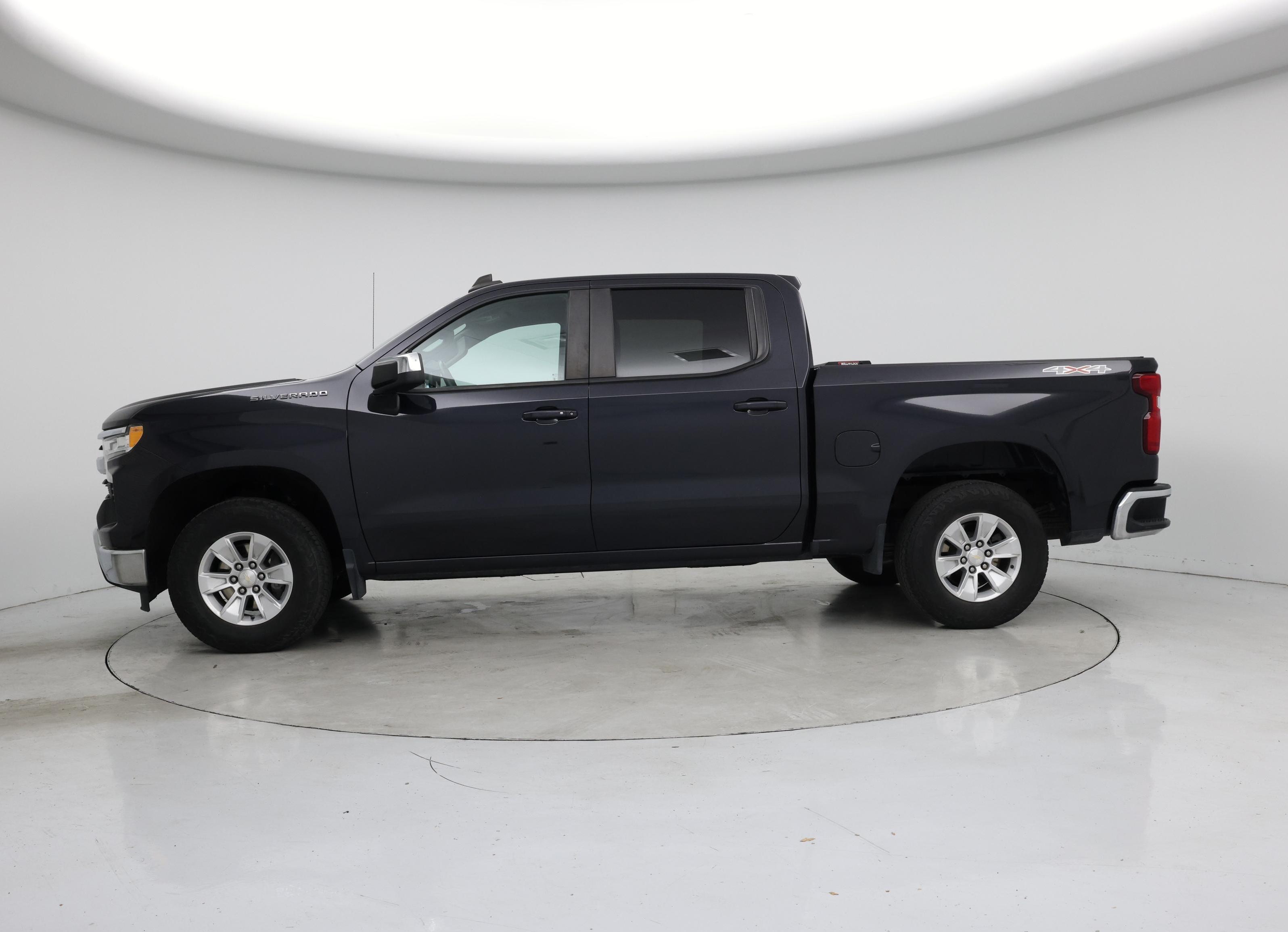 Thumbnail: 2022 Chevrolet Silverado 1500 - 3