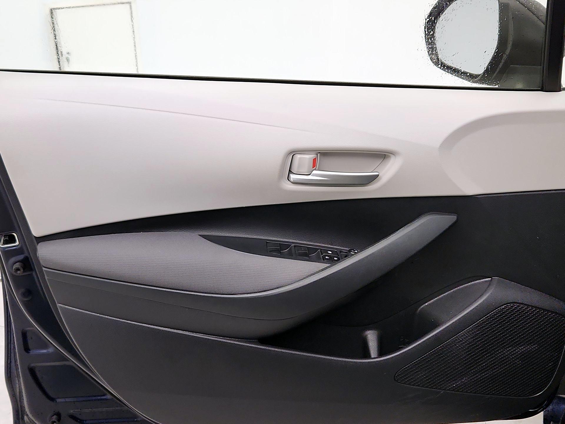 Thumbnail: 2021 Toyota Corolla - 12