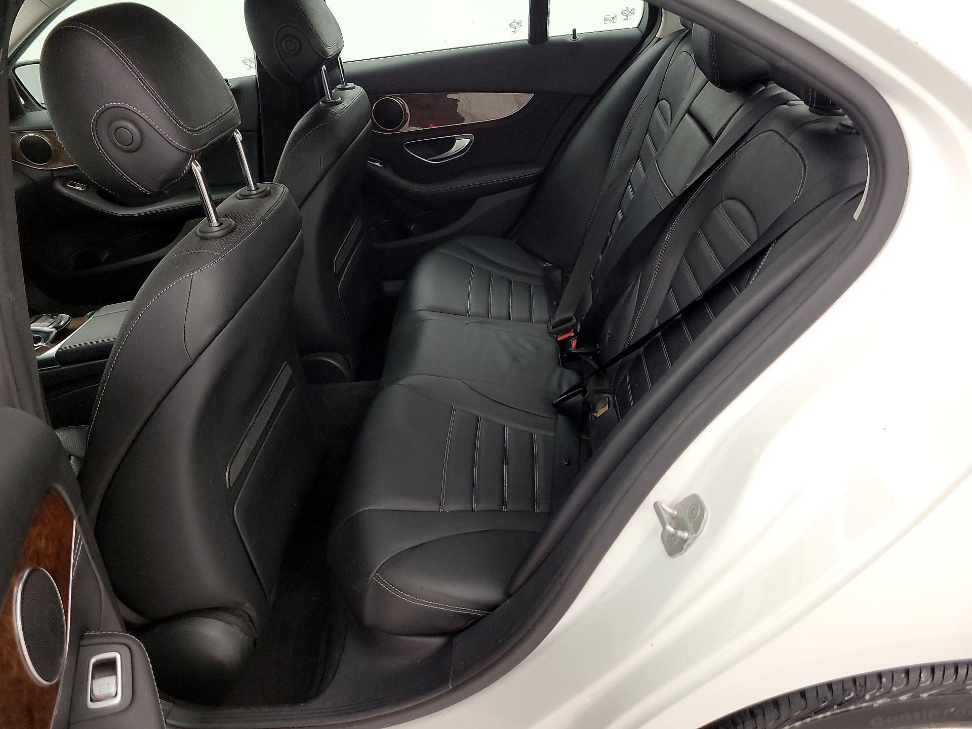 Thumbnail: 2016 Mercedes-Benz C-Class - 20