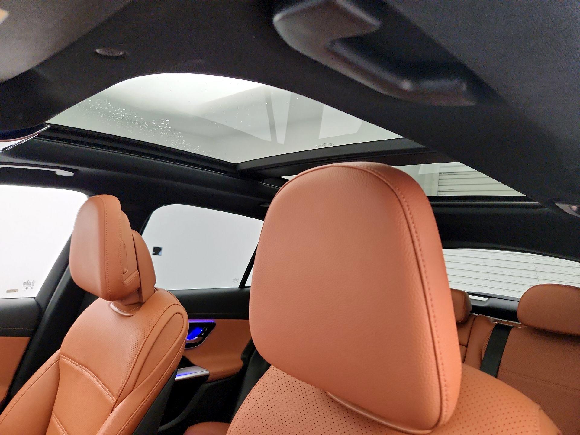 Thumbnail: 2024 Mercedes-Benz GLC - 20