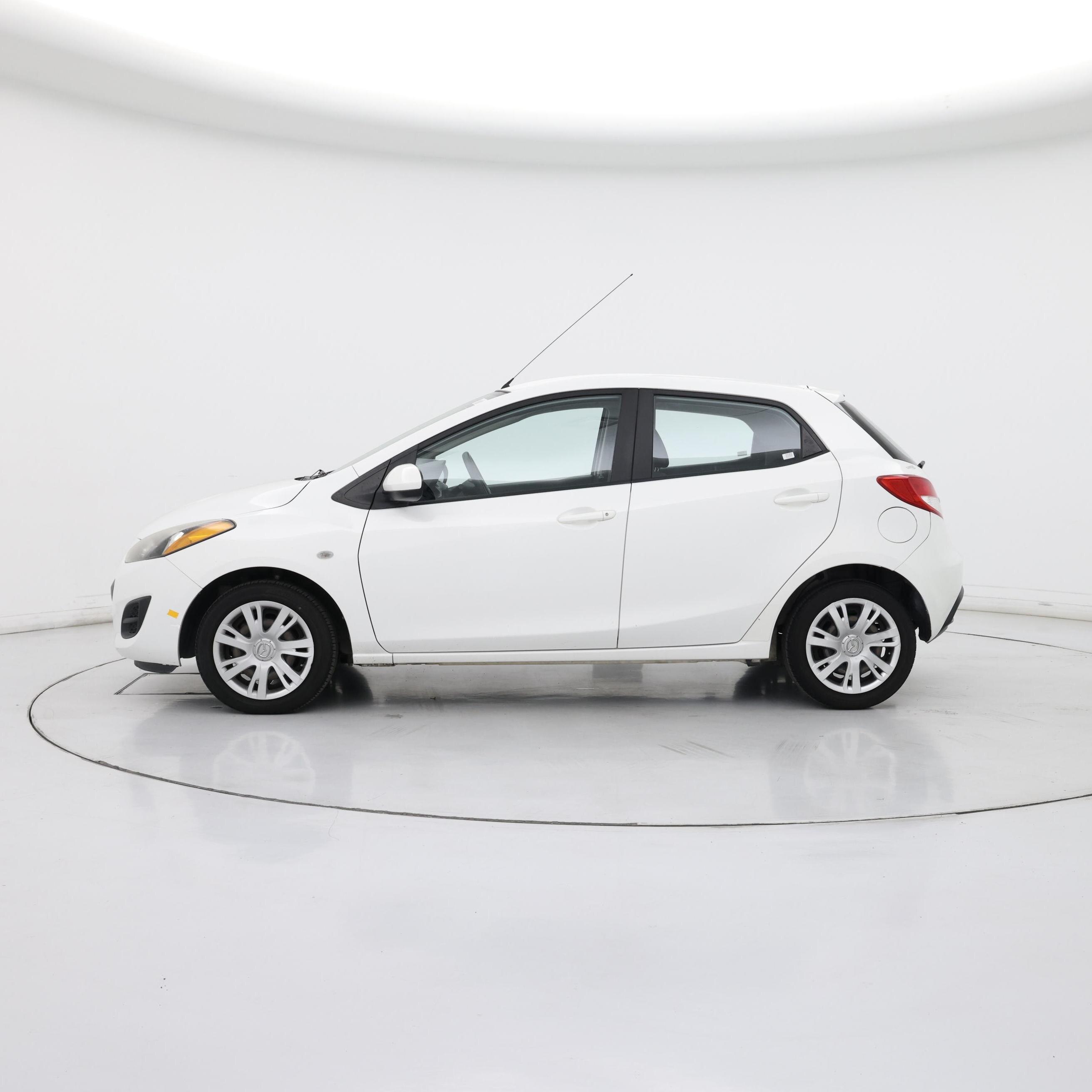 Thumbnail: 2014 Mazda Mazda2 - 3