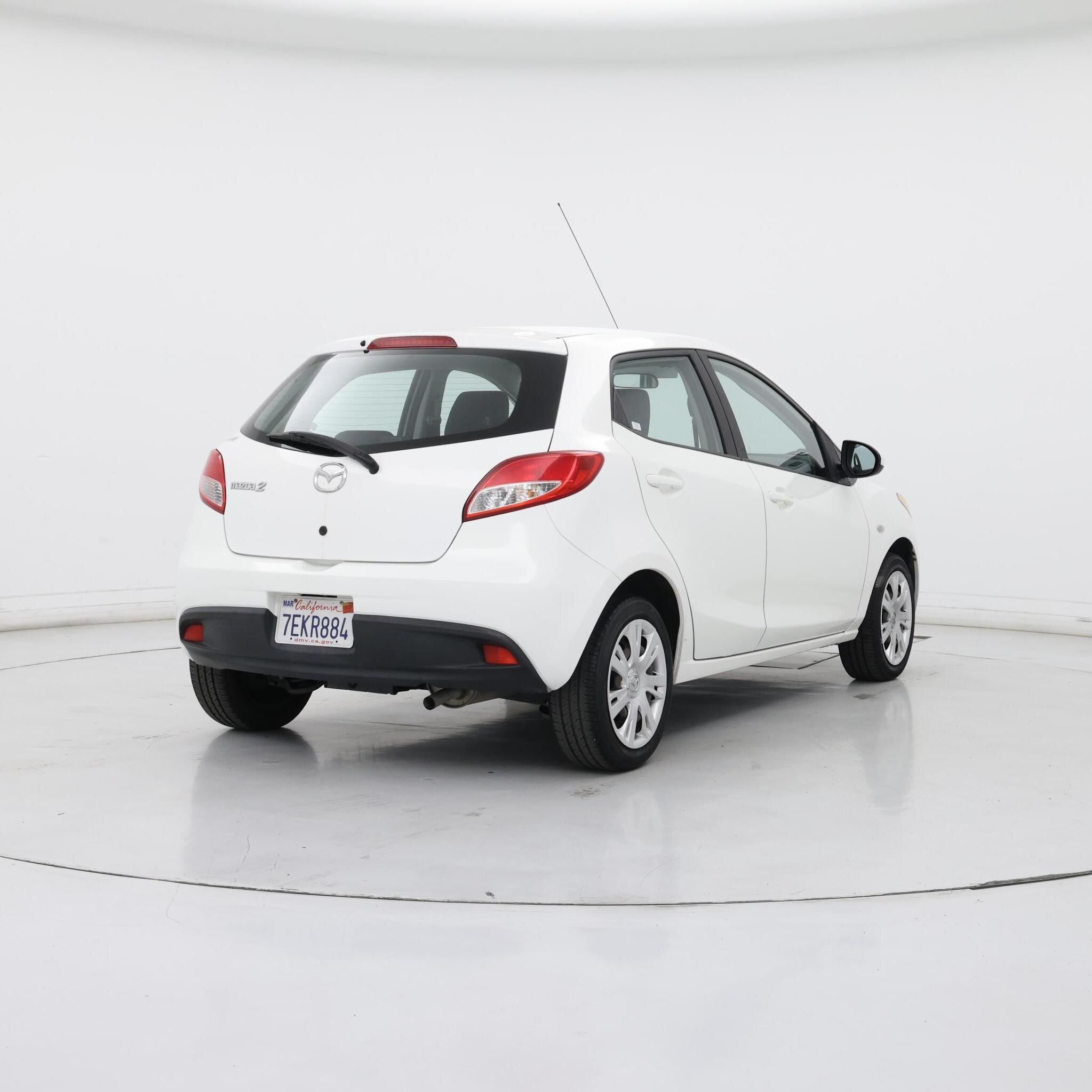 Thumbnail: 2014 Mazda Mazda2 - 8