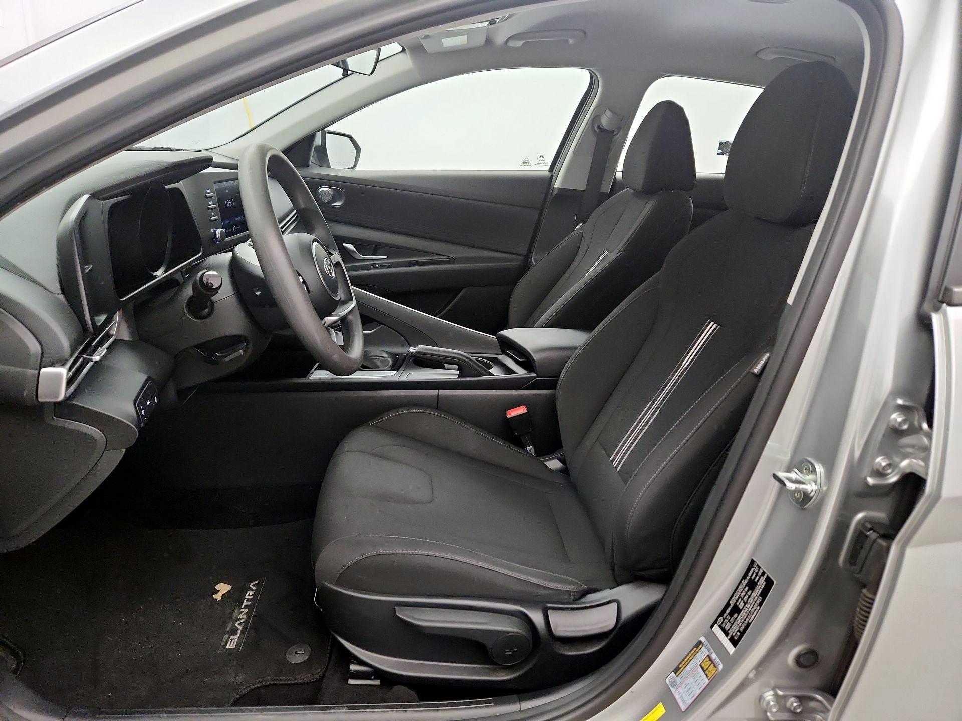 Thumbnail: 2023 Hyundai Elantra - 11