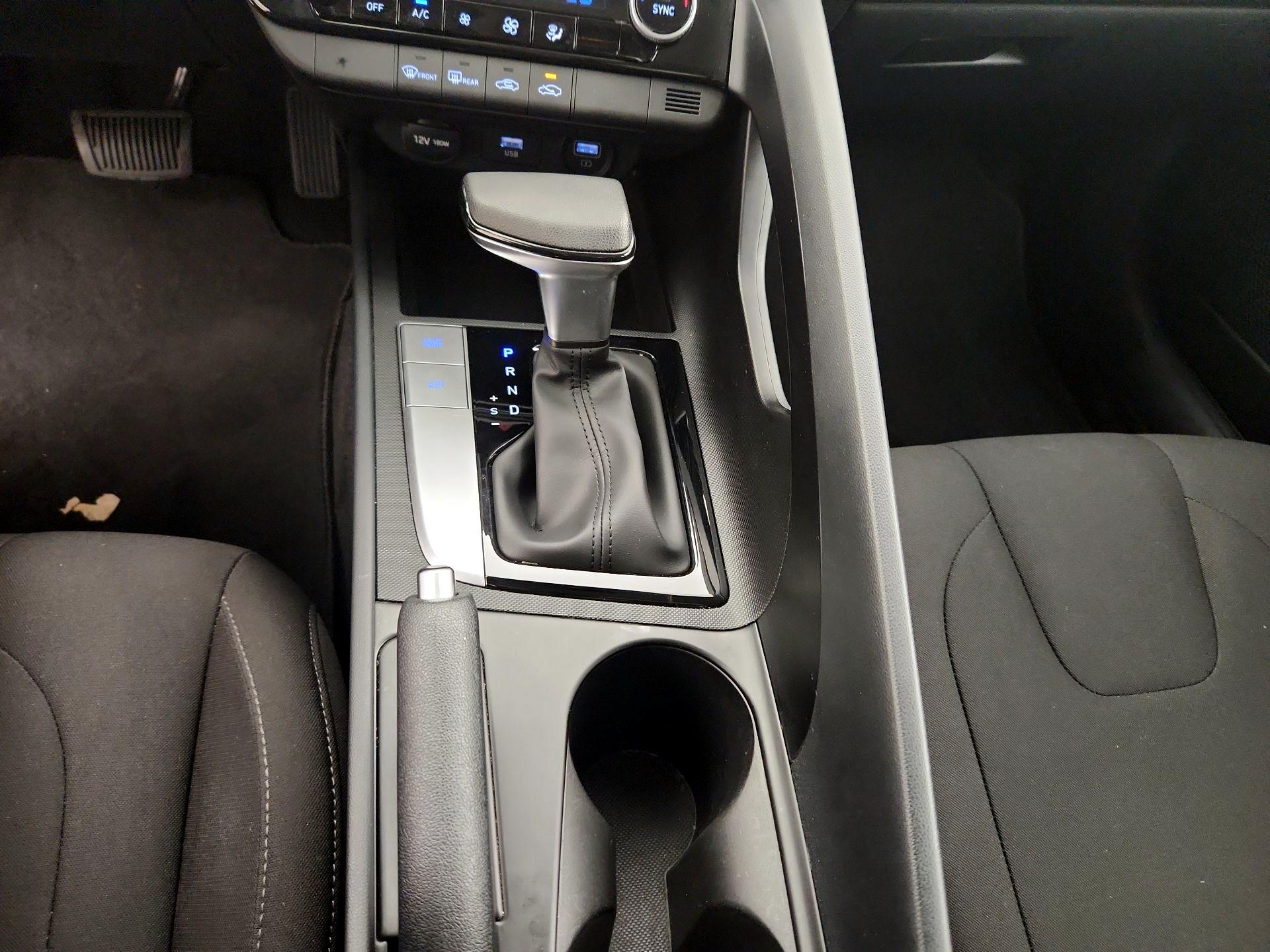 Thumbnail: 2023 Hyundai Elantra - 17