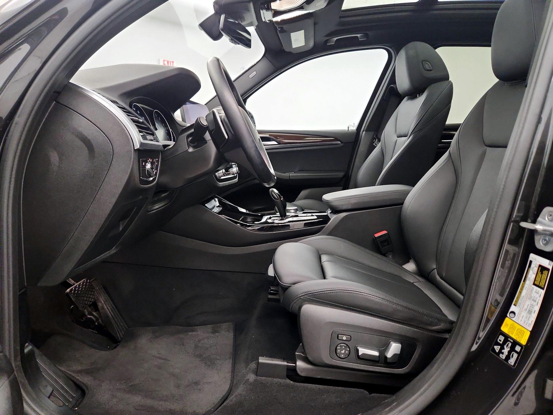Thumbnail: 2021 BMW X3 - 11