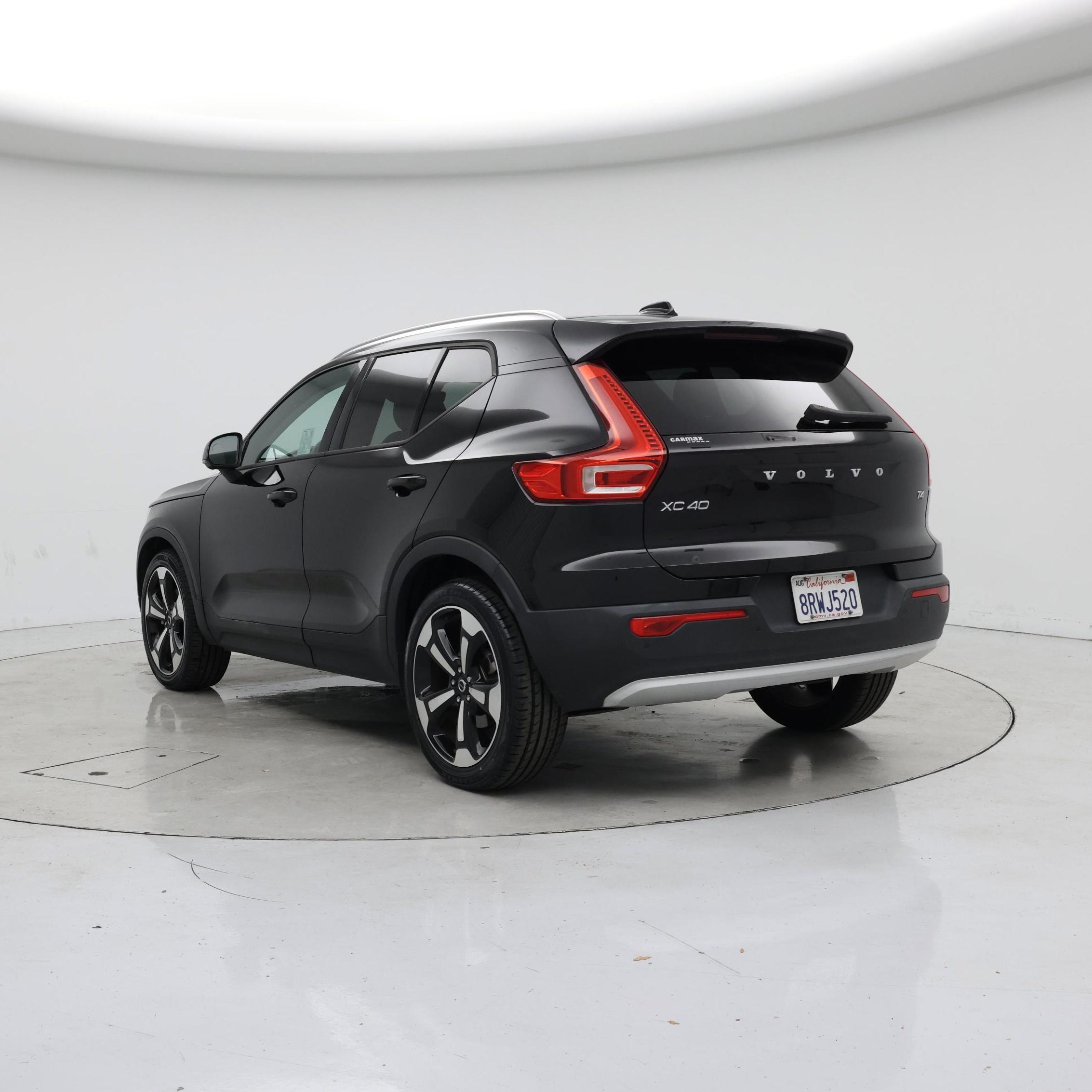 Thumbnail: 2020 Volvo XC40 - 2