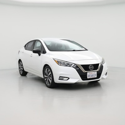 2020 Nissan Versa SR