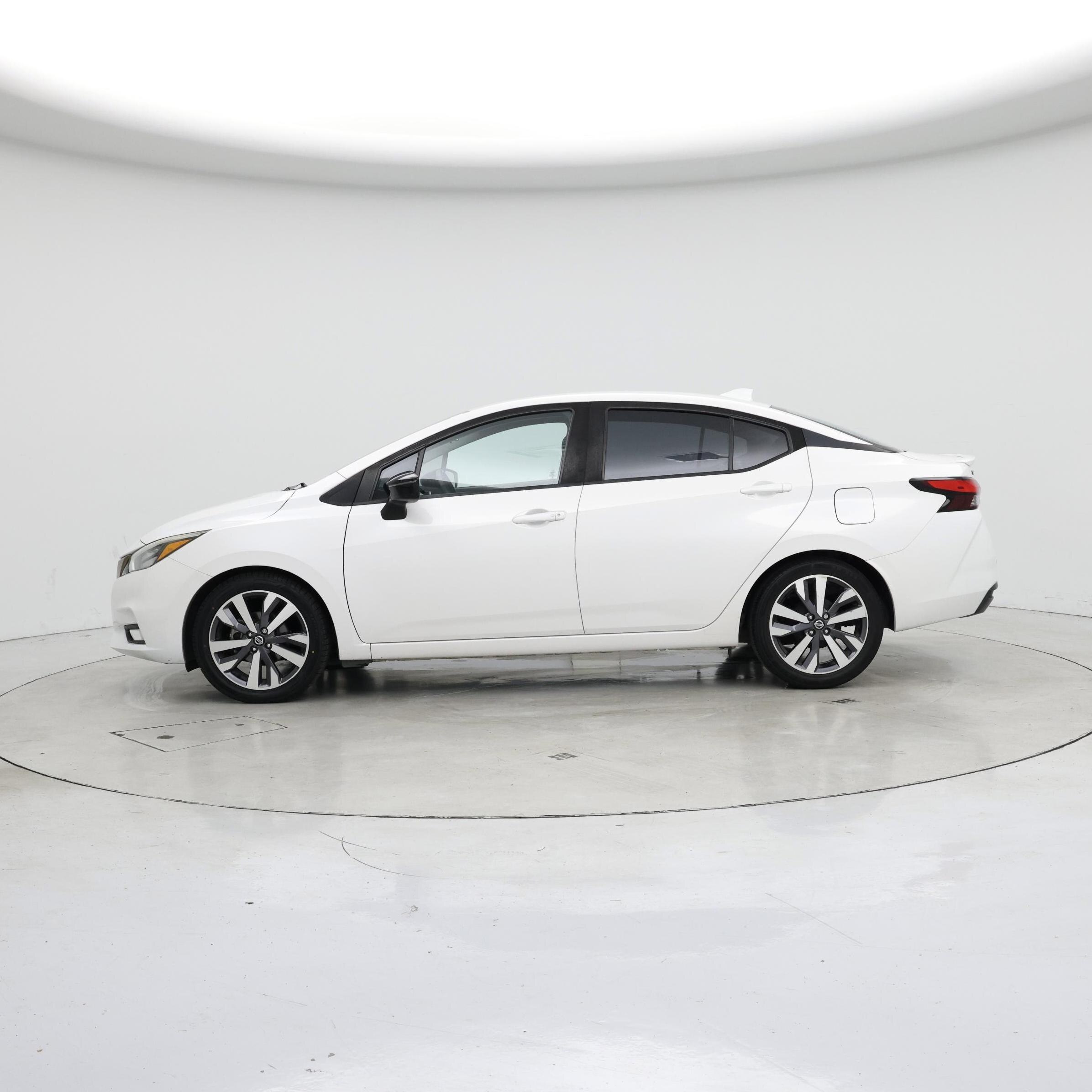 Thumbnail: 2020 Nissan Versa - 3