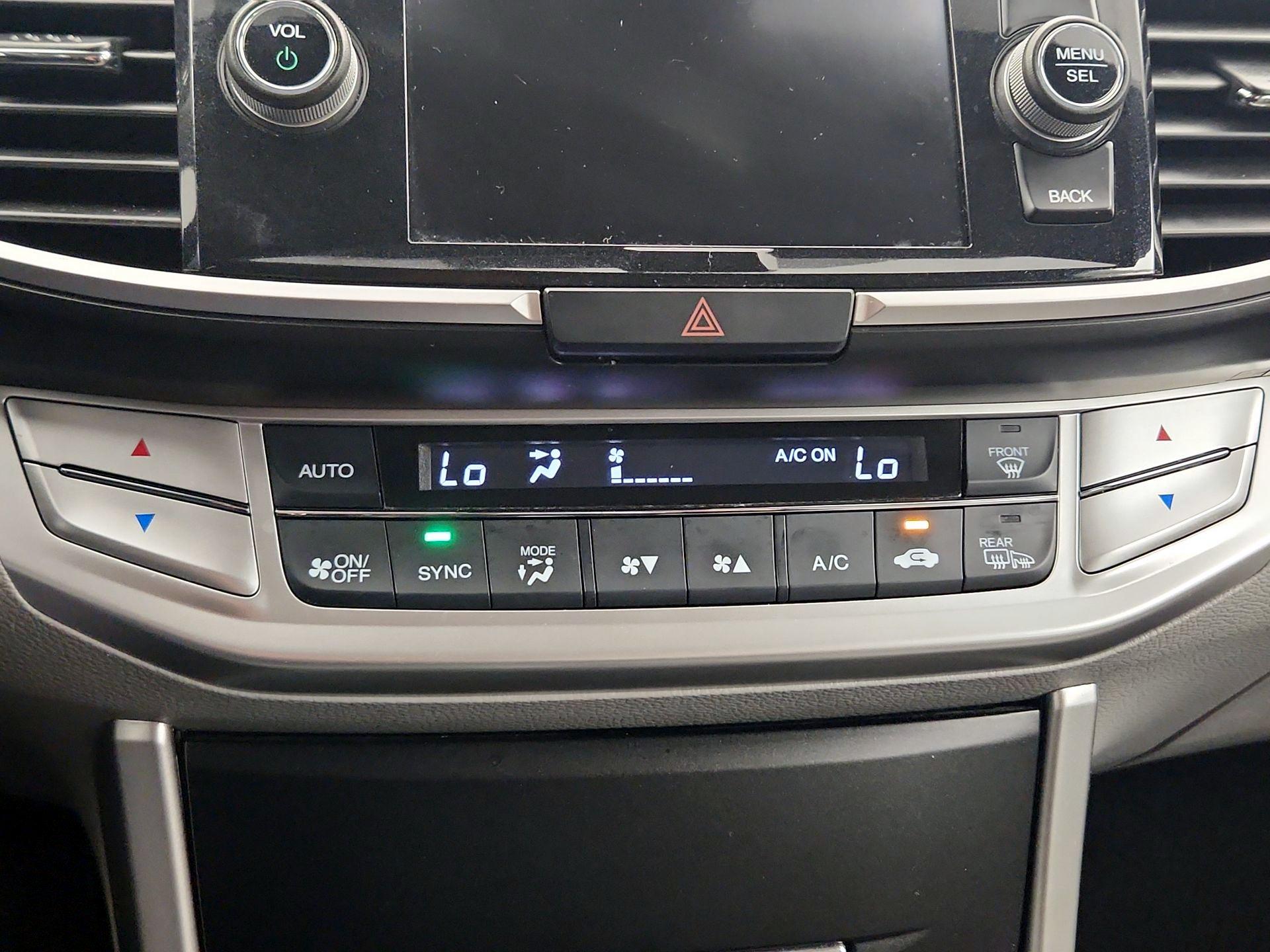 Thumbnail: 2015 Honda Accord - 16