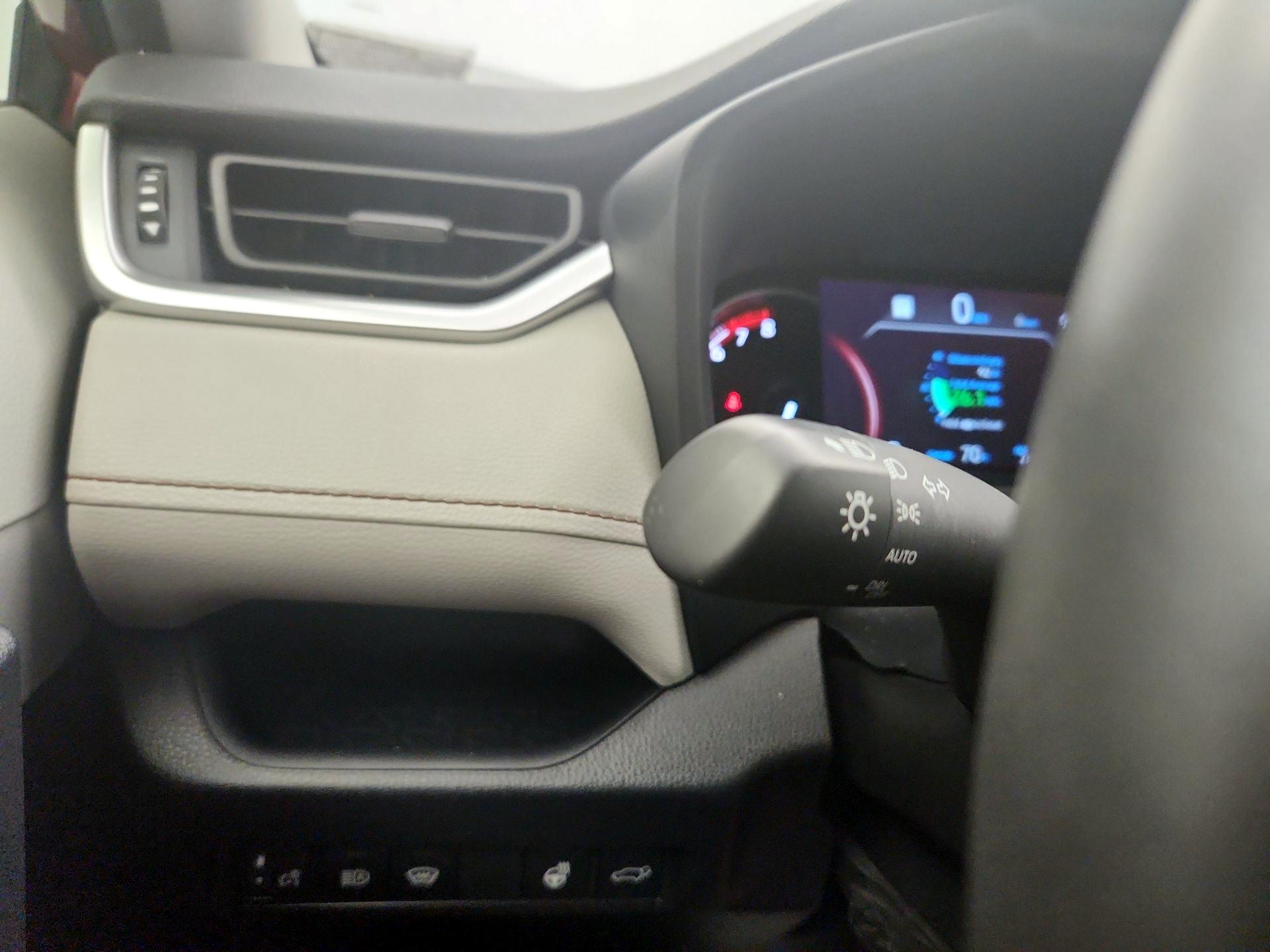 Thumbnail: 2023 Toyota RAV4 - 13