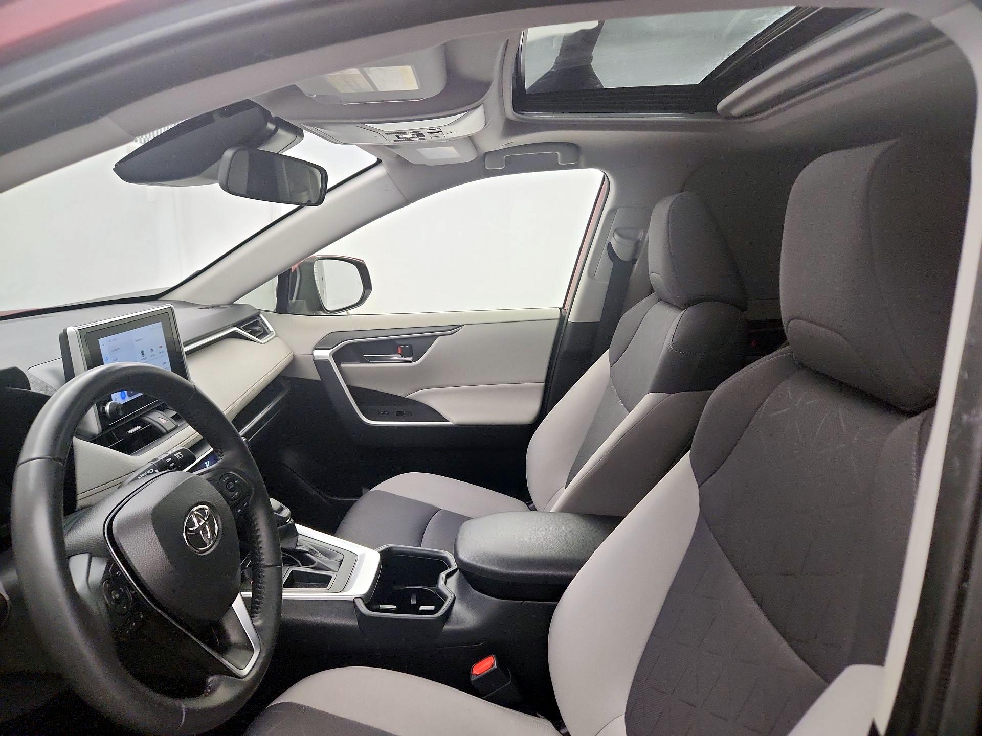 Thumbnail: 2023 Toyota RAV4 - 19