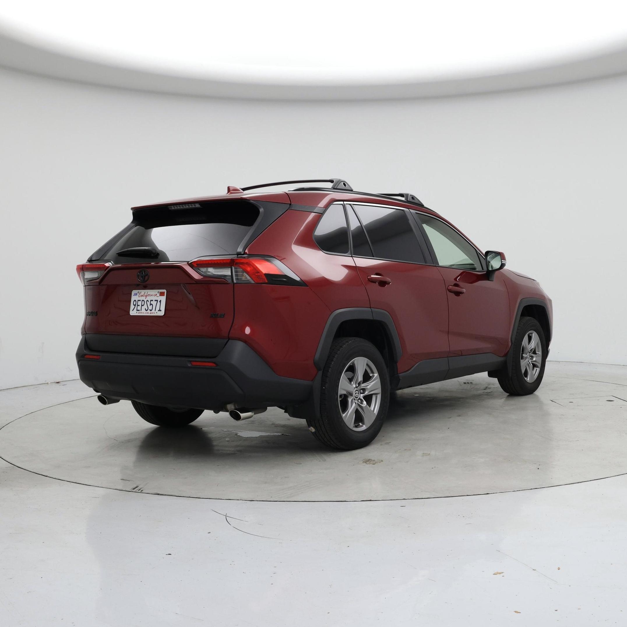 Thumbnail: 2023 Toyota RAV4 - 8