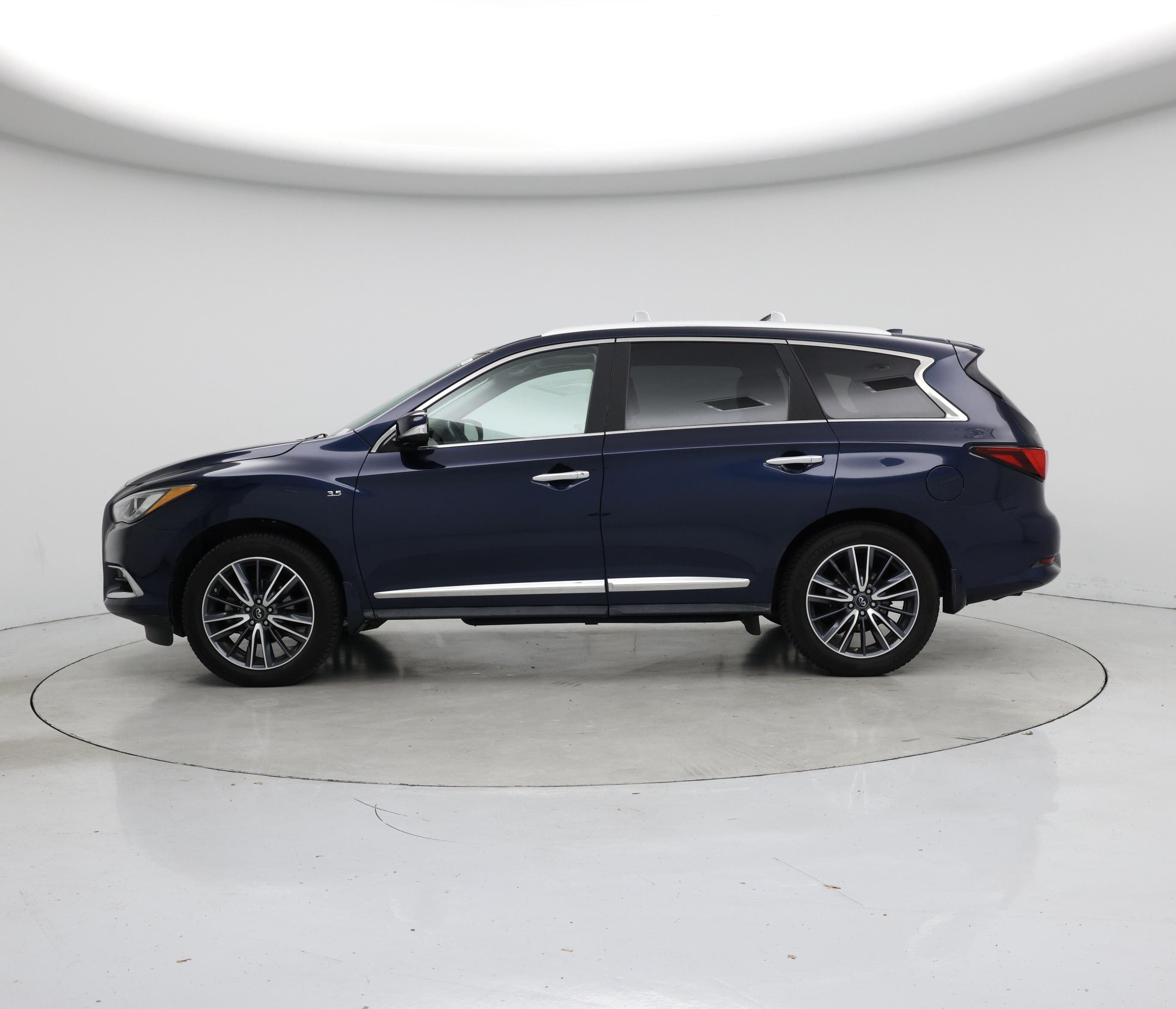 Thumbnail: 2017 INFINITI QX60 - 3