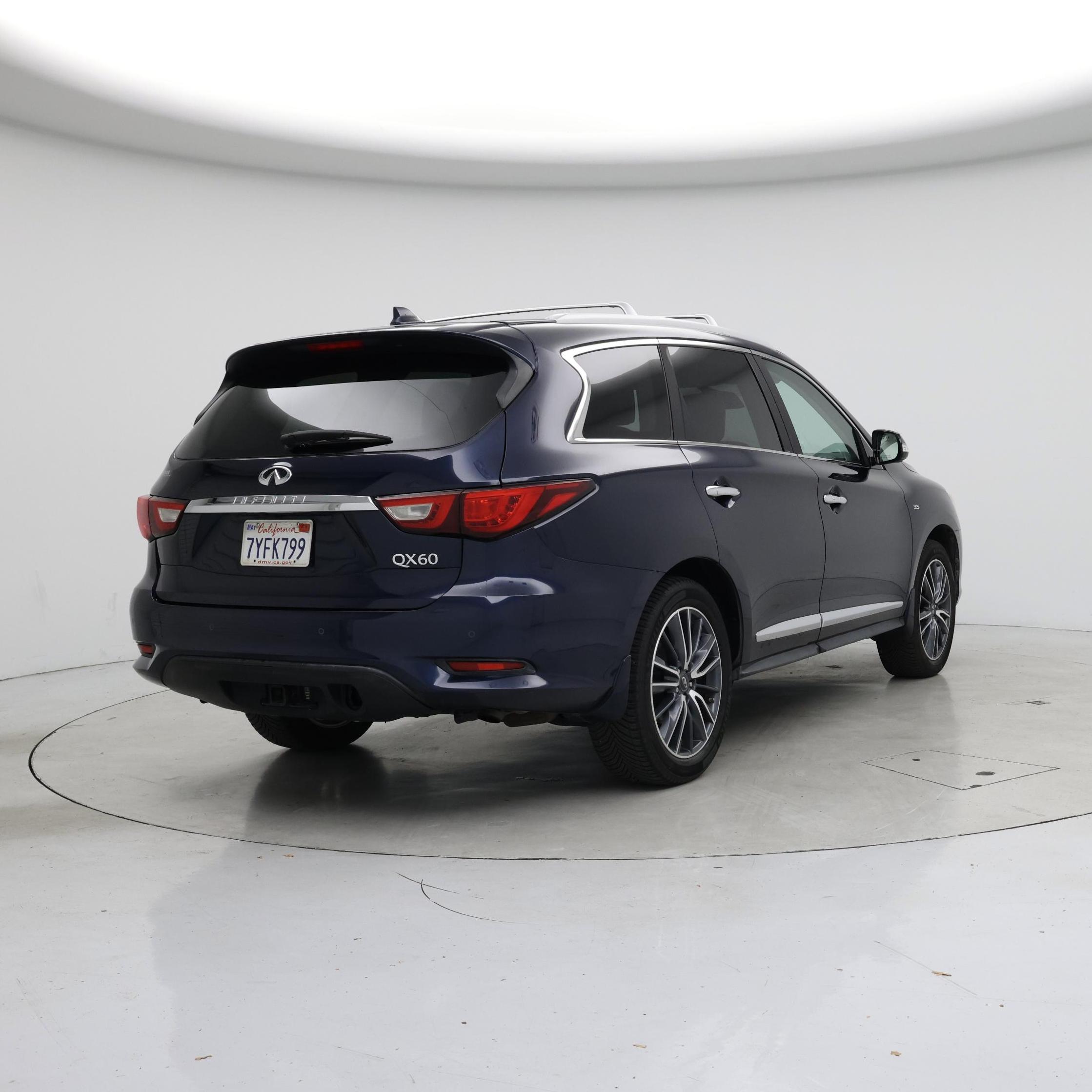 Thumbnail: 2017 INFINITI QX60 - 8