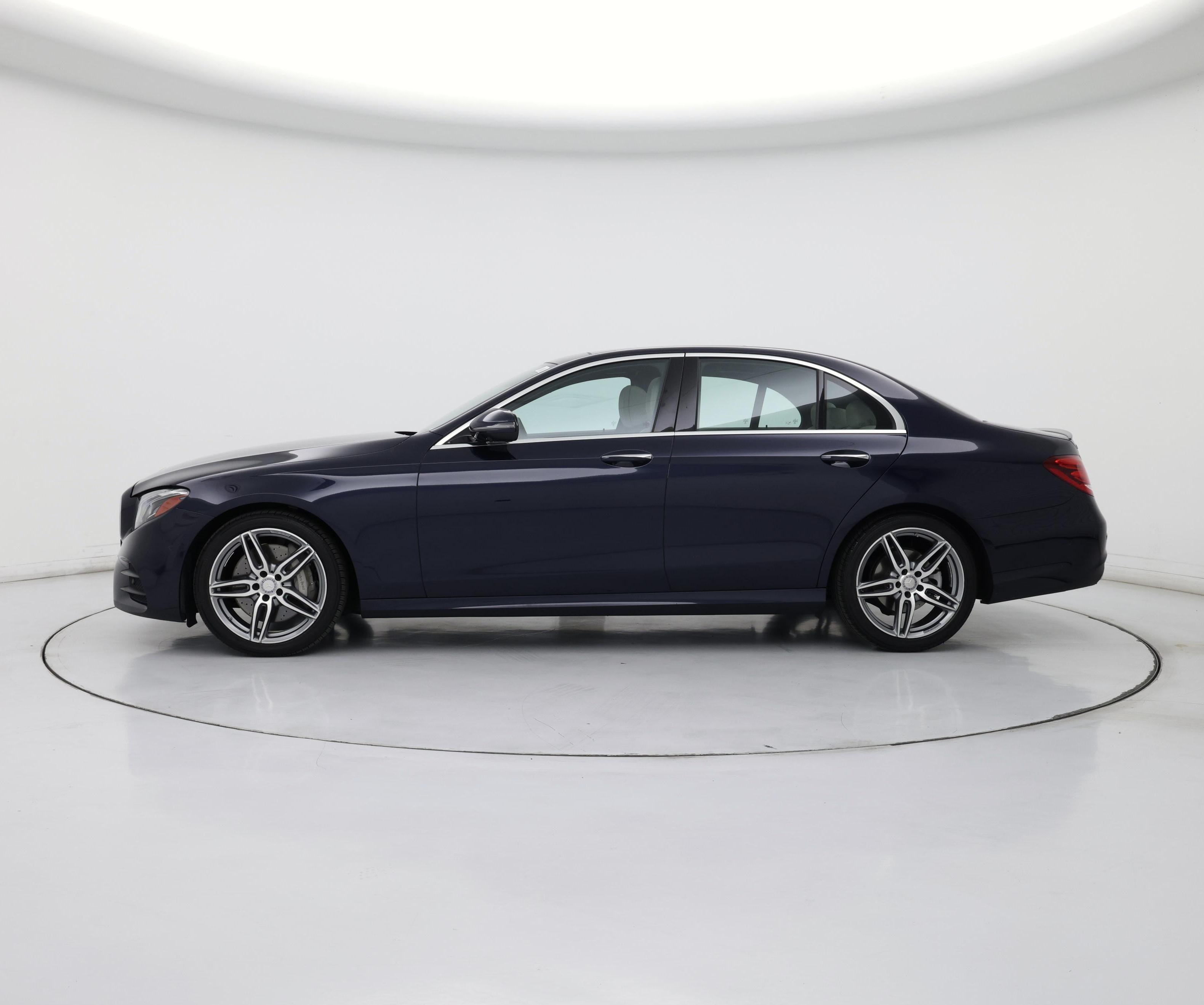 Thumbnail: 2017 Mercedes-Benz E-Class - 3