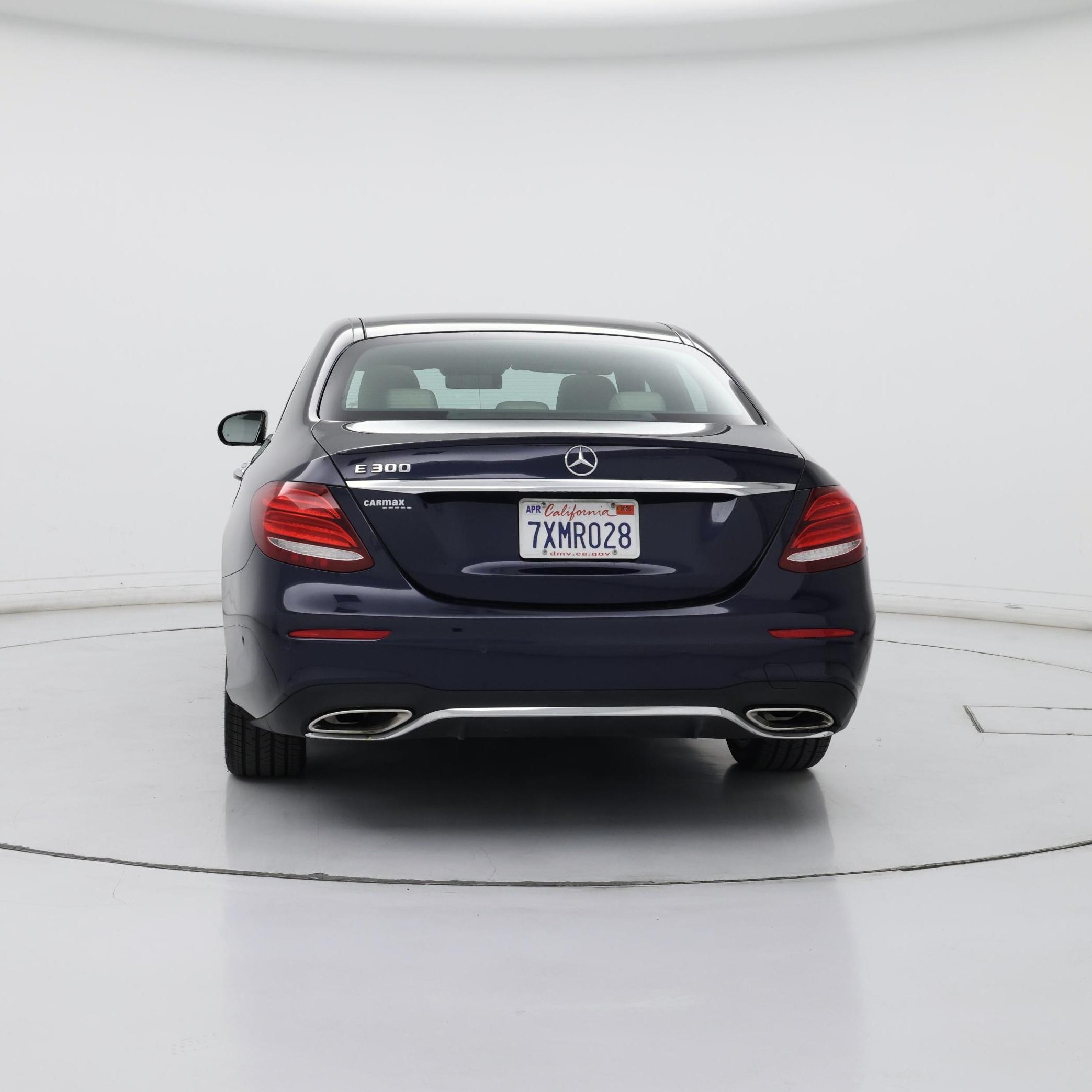 Thumbnail: 2017 Mercedes-Benz E-Class - 6