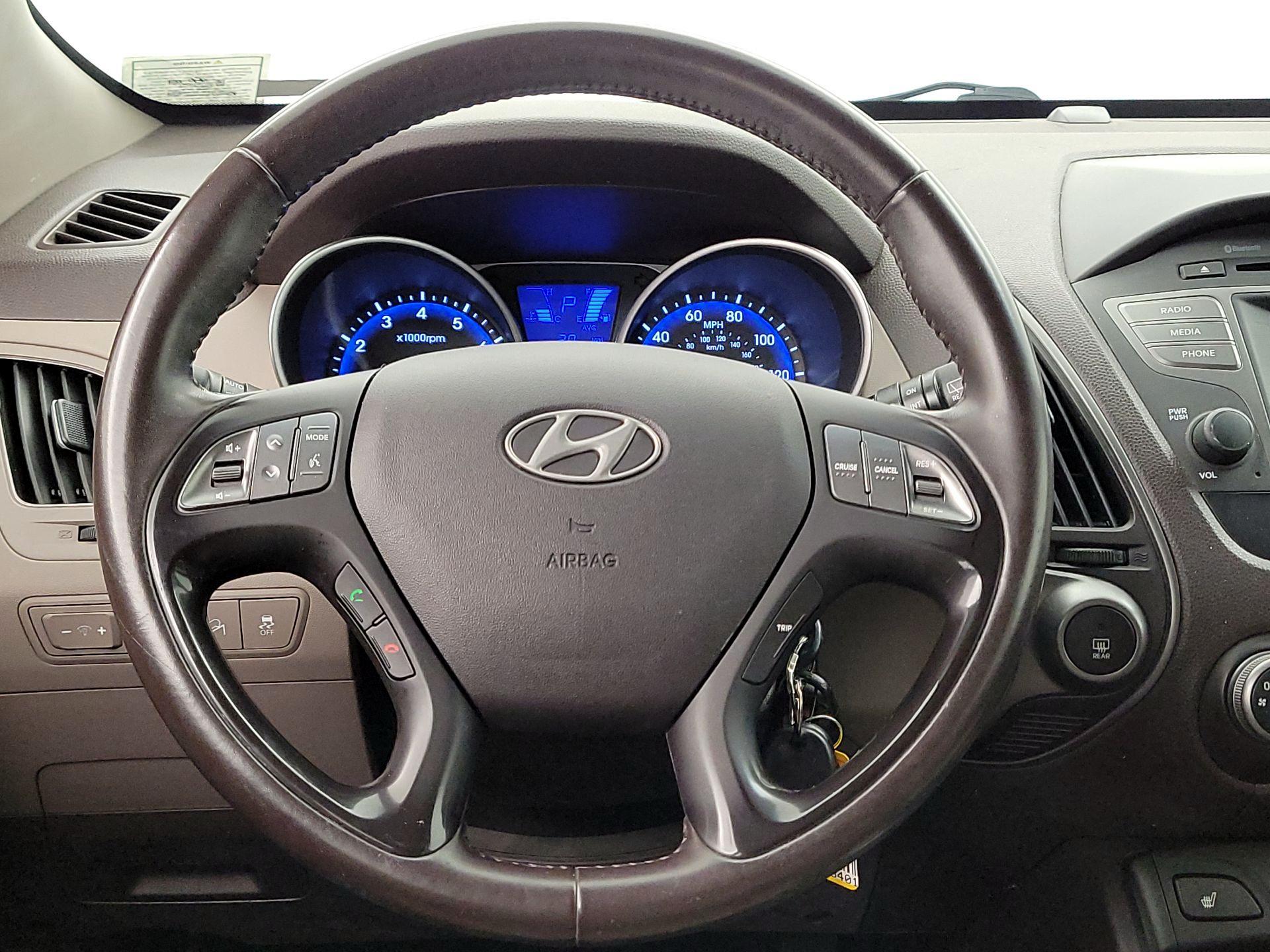 Thumbnail: 2015 Hyundai Tucson - 10