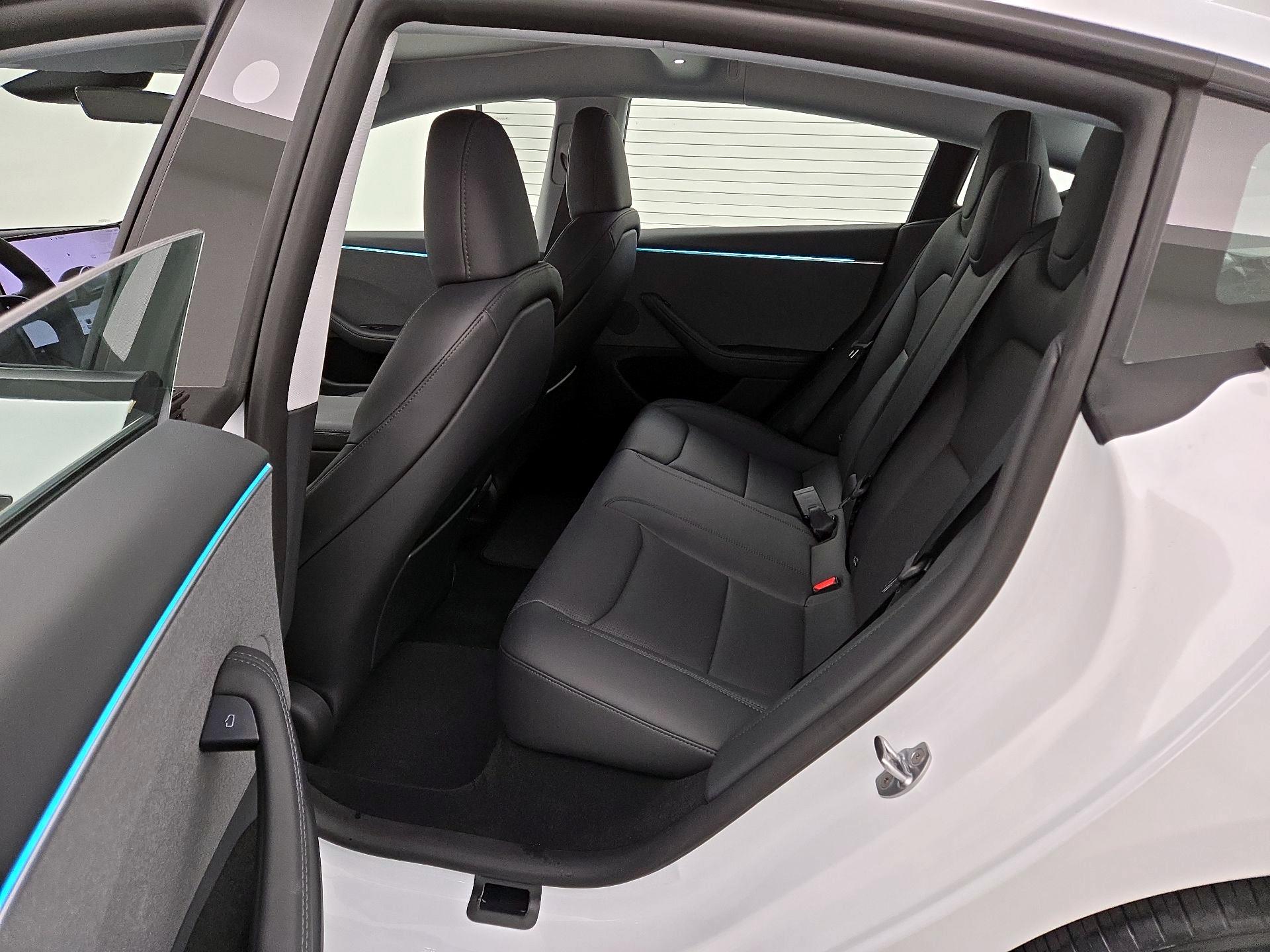 Thumbnail: 2025 Tesla Model 3 - 19