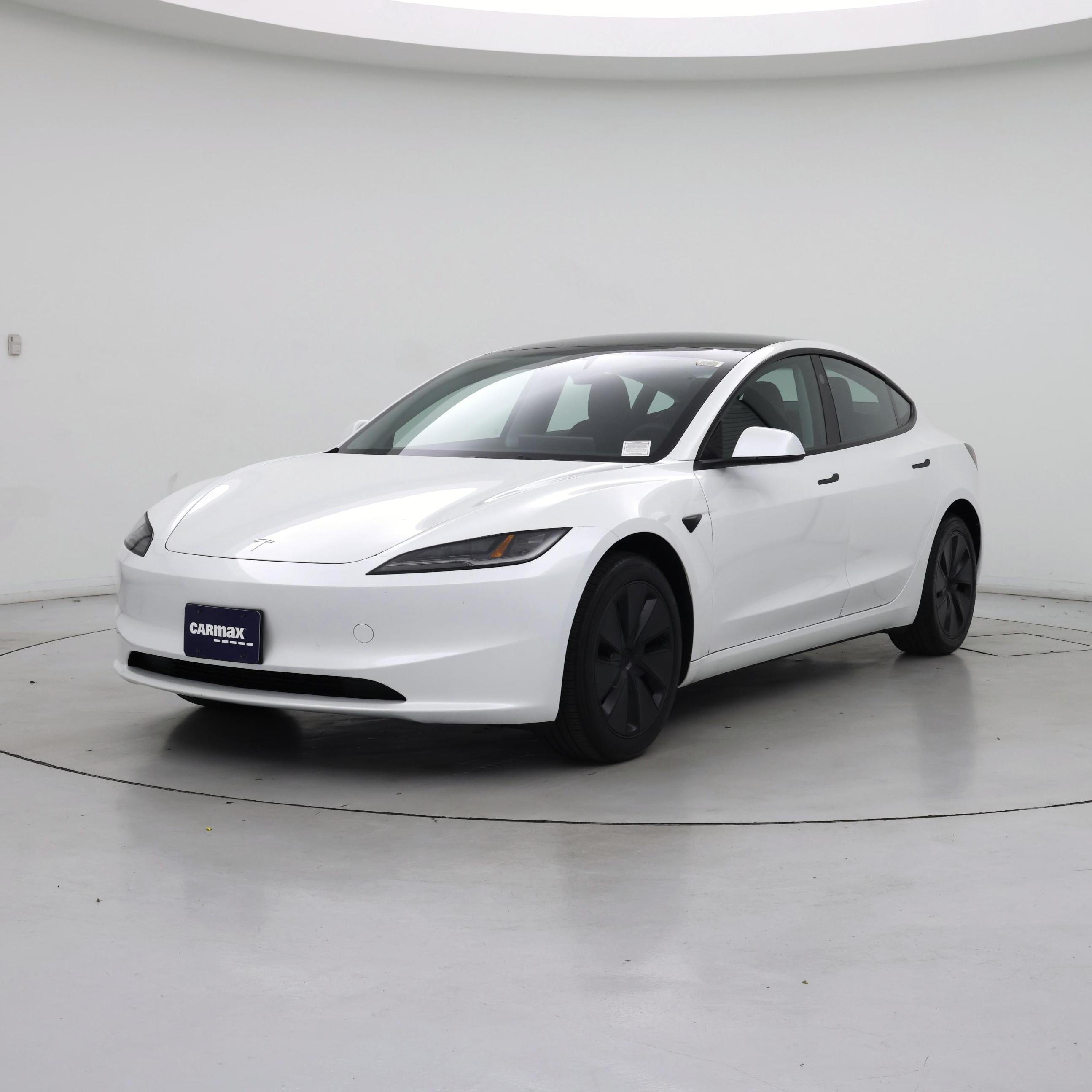 Thumbnail: 2025 Tesla Model 3 - 4