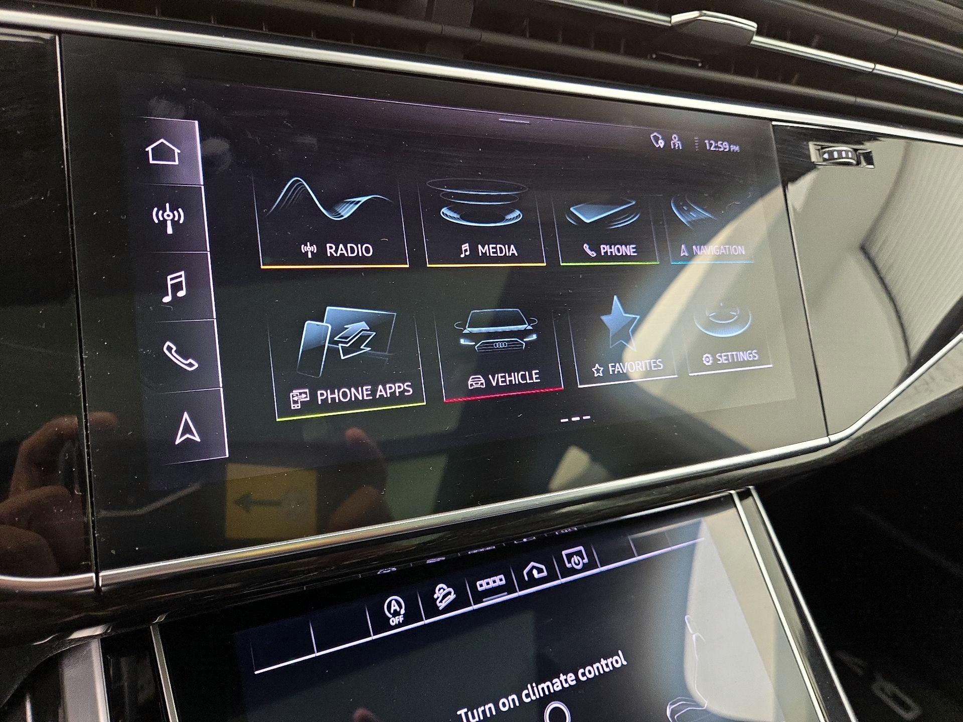 Thumbnail: 2021 Audi Q7 - 15