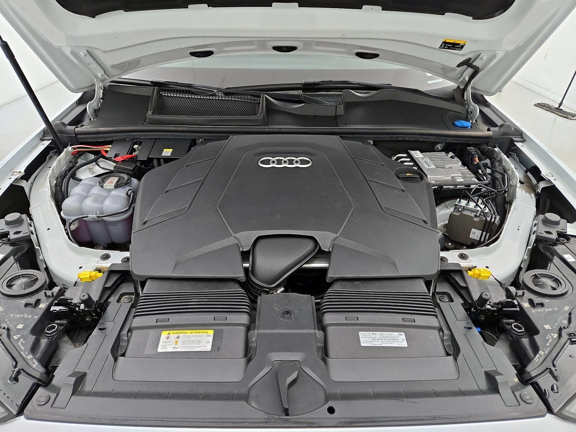 Thumbnail: 2021 Audi Q7 - 20