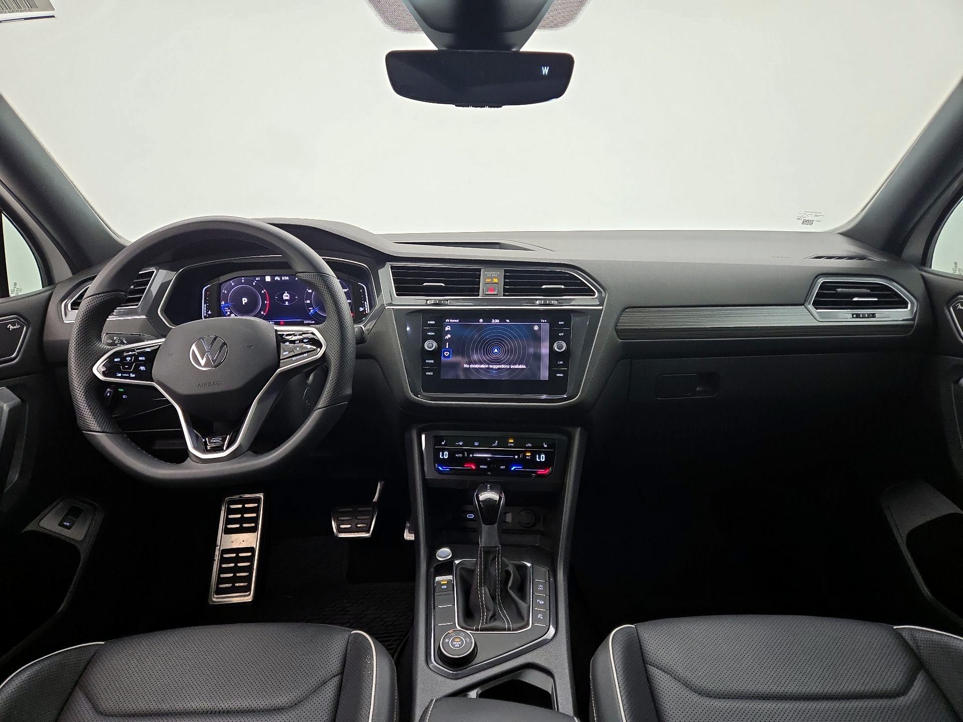 Thumbnail: 2022 Volkswagen Tiguan - 9