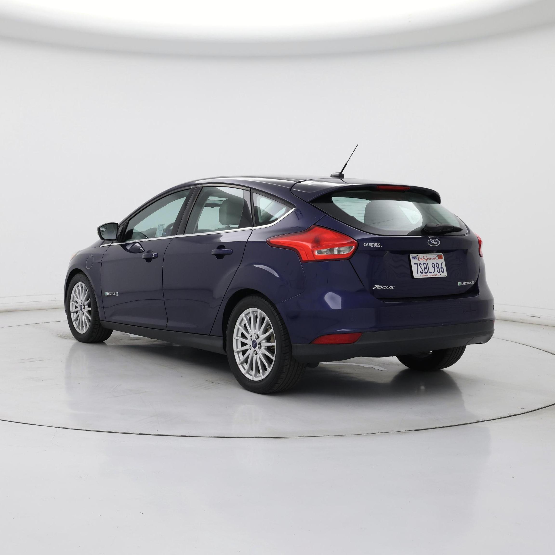 Thumbnail: 2016 Ford Focus - 2