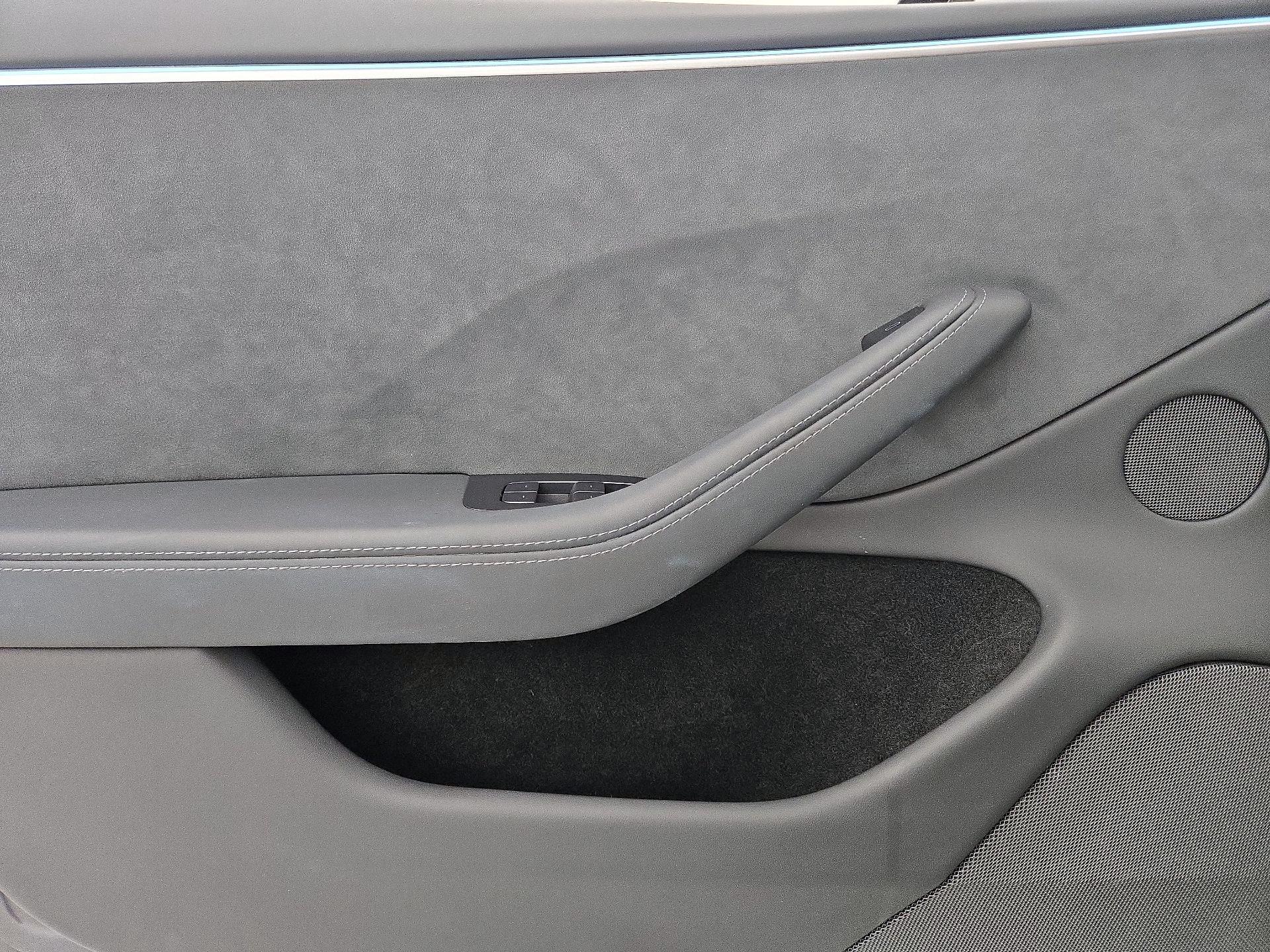 Thumbnail: 2024 Tesla Model 3 - 12