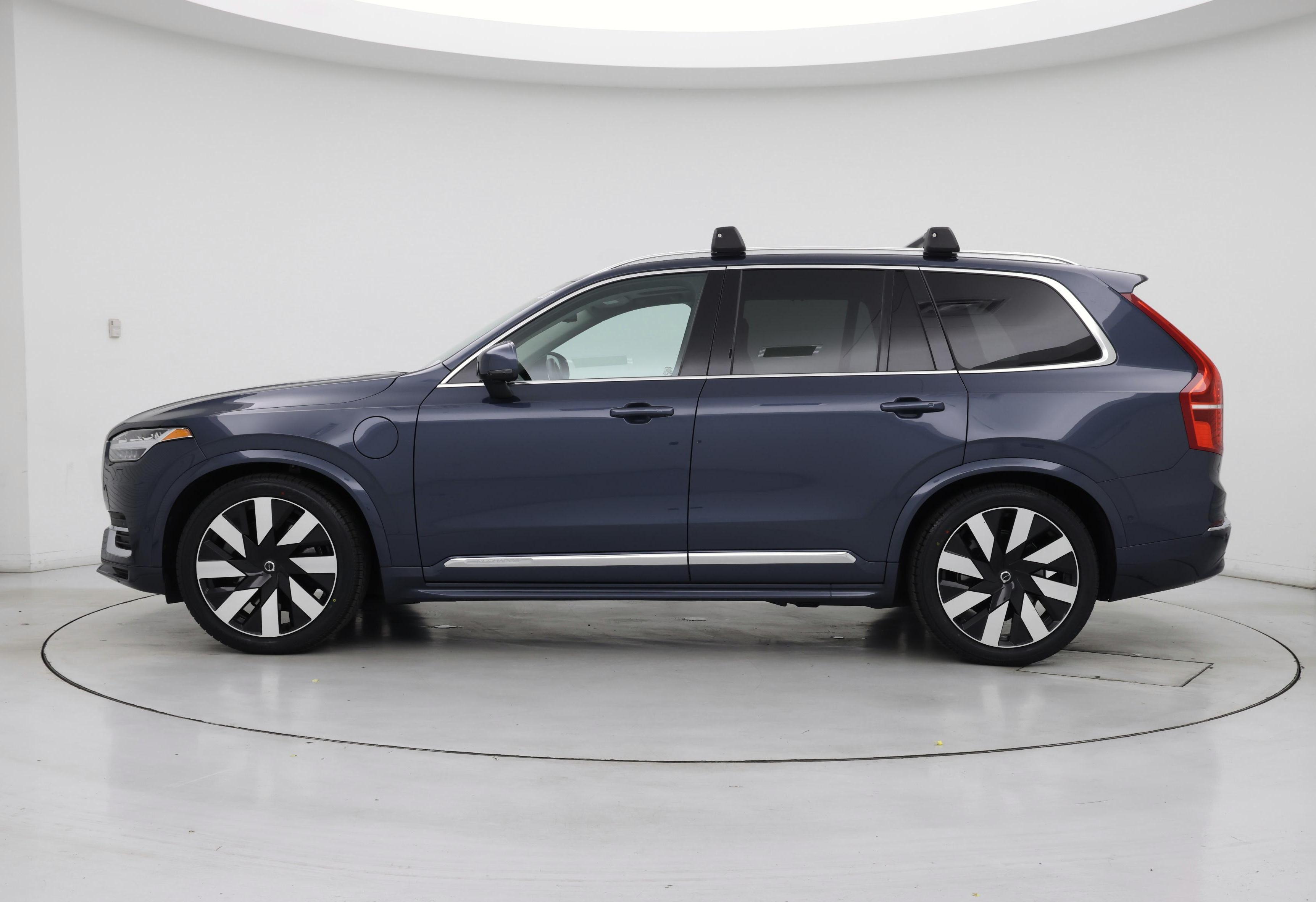 Thumbnail: 2023 Volvo XC90 - 3
