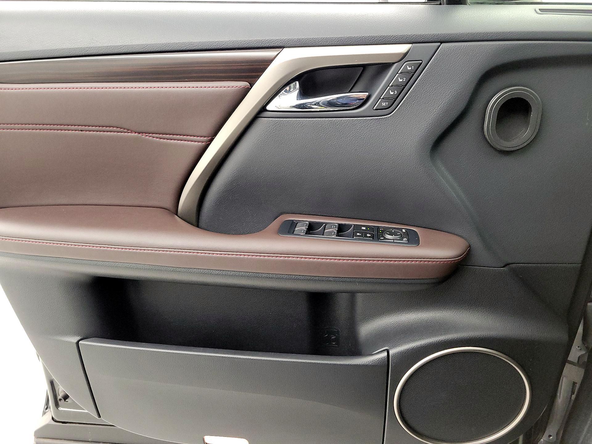 Thumbnail: 2018 Lexus RX - 12