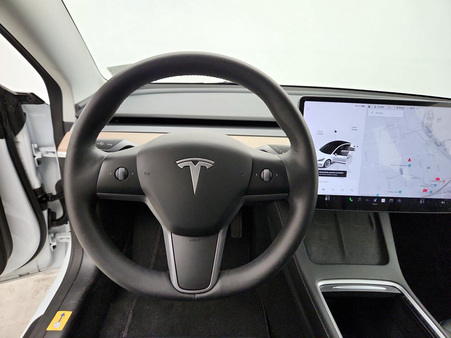 Thumbnail: 2022 Tesla Model 3 - 10