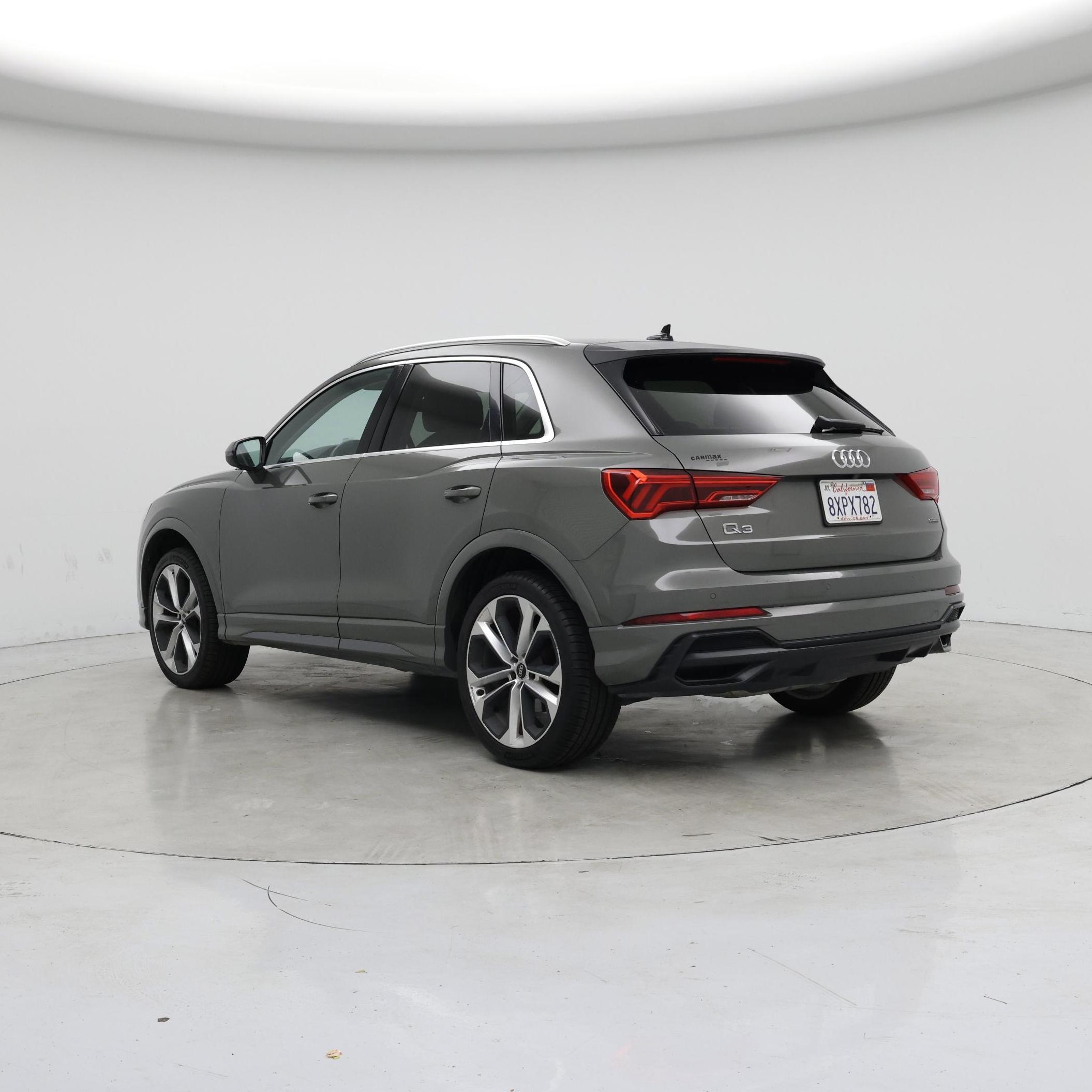 Thumbnail: 2021 Audi Q3 - 2