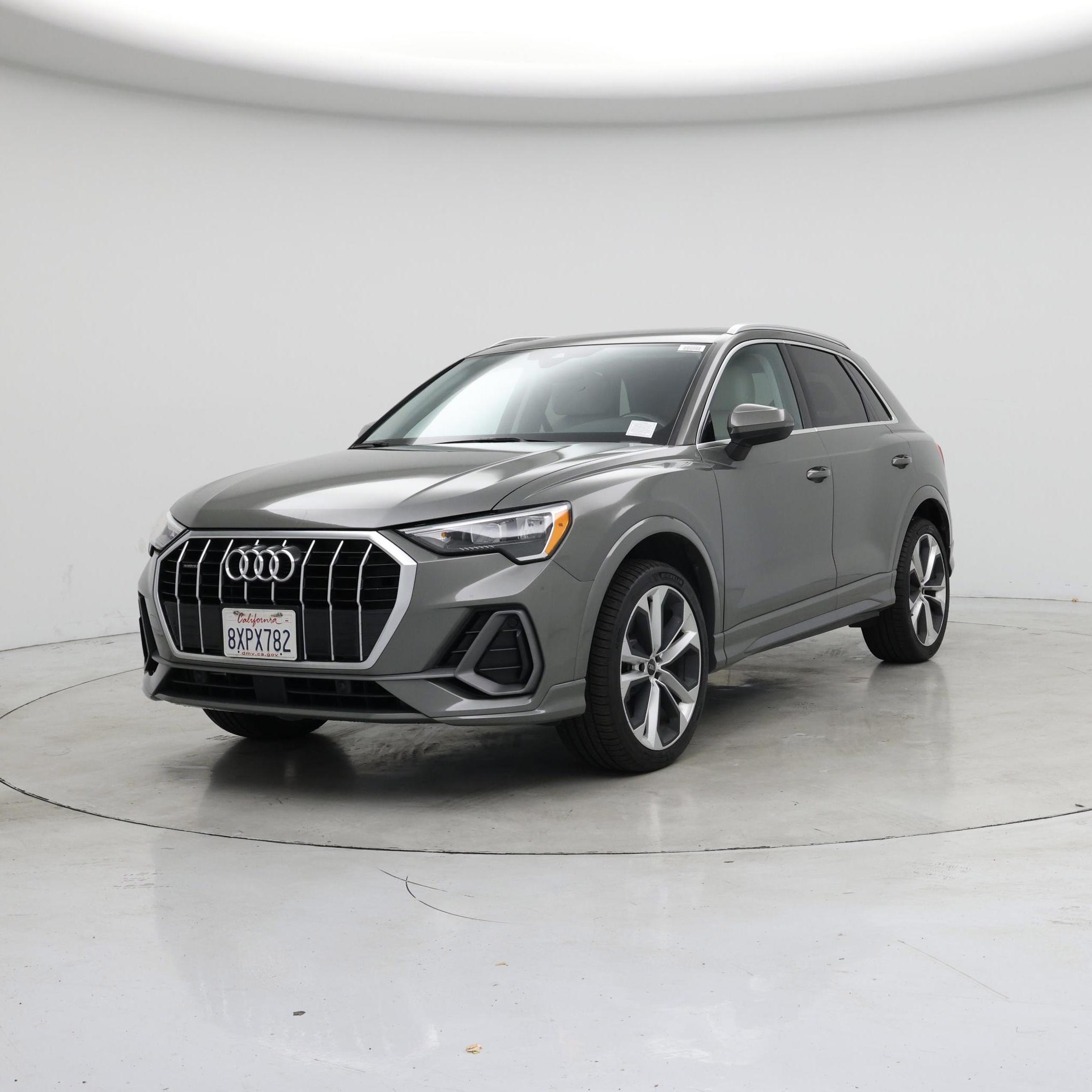 Thumbnail: 2021 Audi Q3 - 4