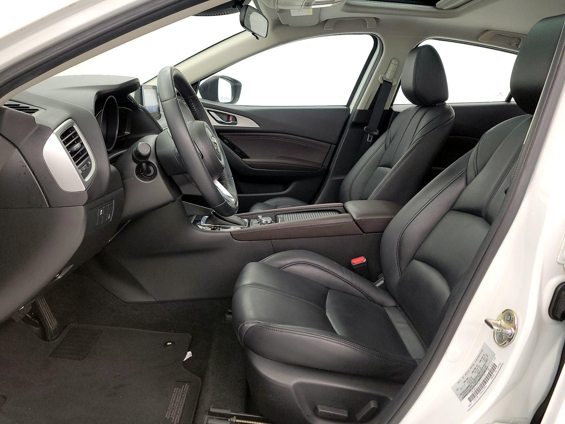 Thumbnail: 2017 Mazda Mazda3 - 11