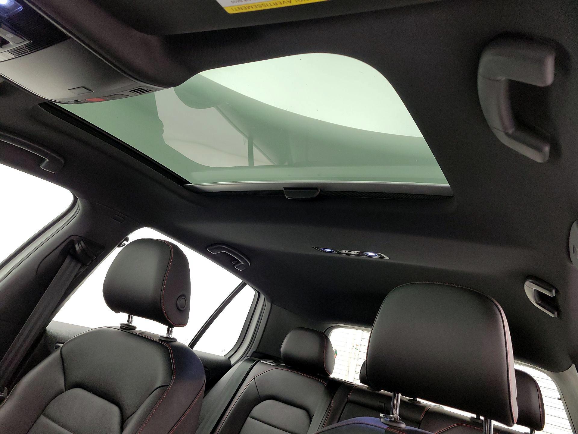 Thumbnail: 2019 Volkswagen Golf - 19