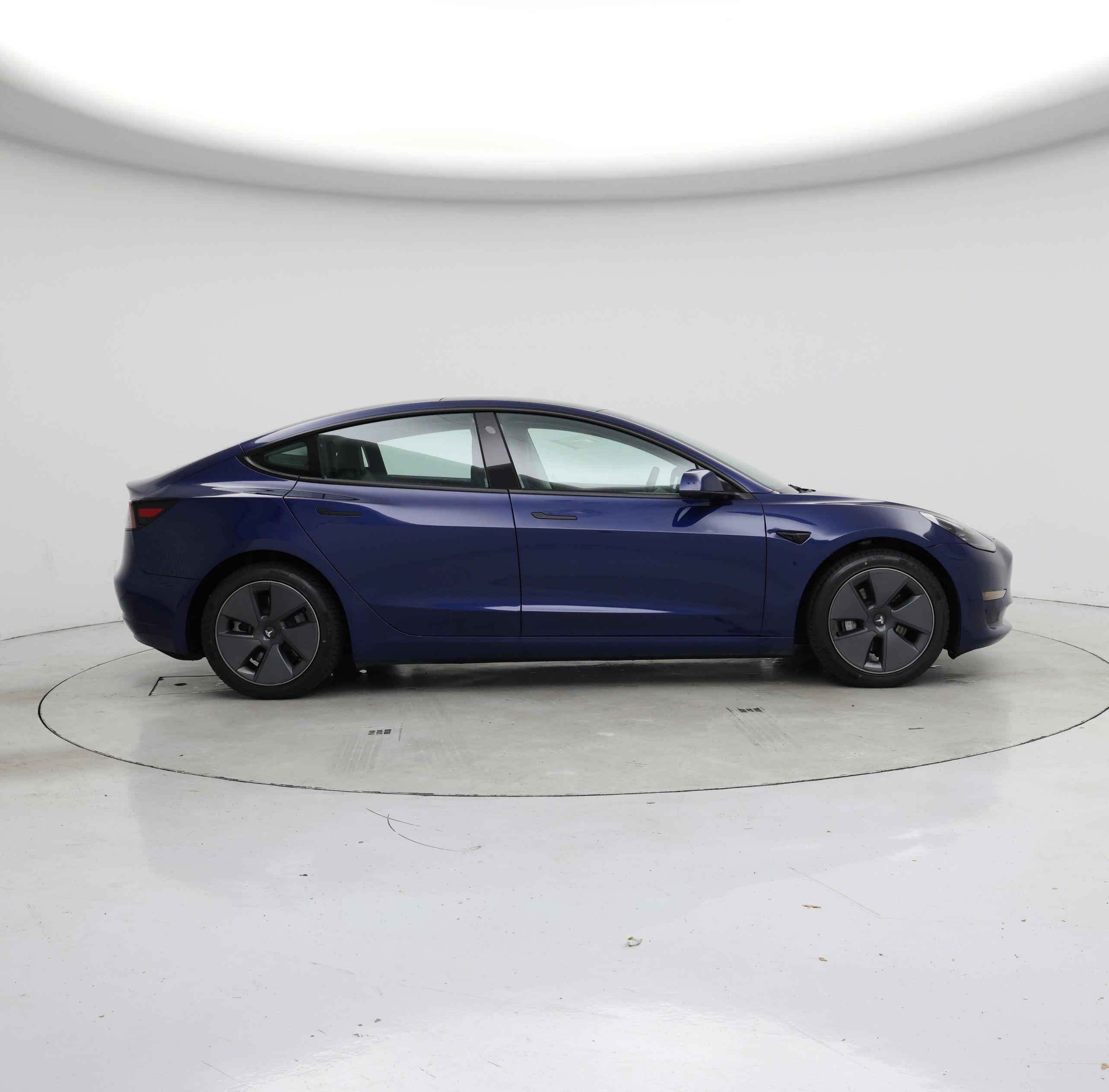 Thumbnail: 2022 Tesla Model 3 - 7