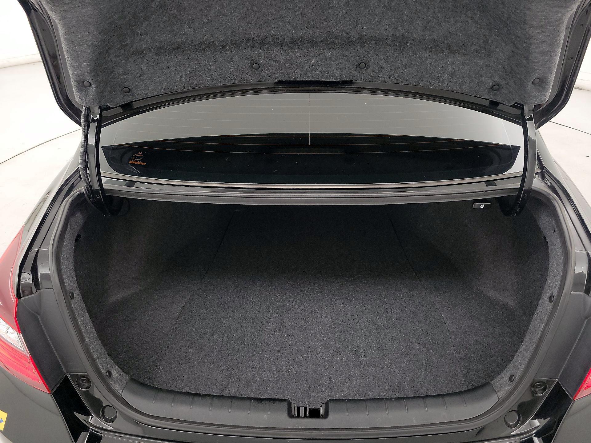 Thumbnail: 2017 Honda Accord - 20