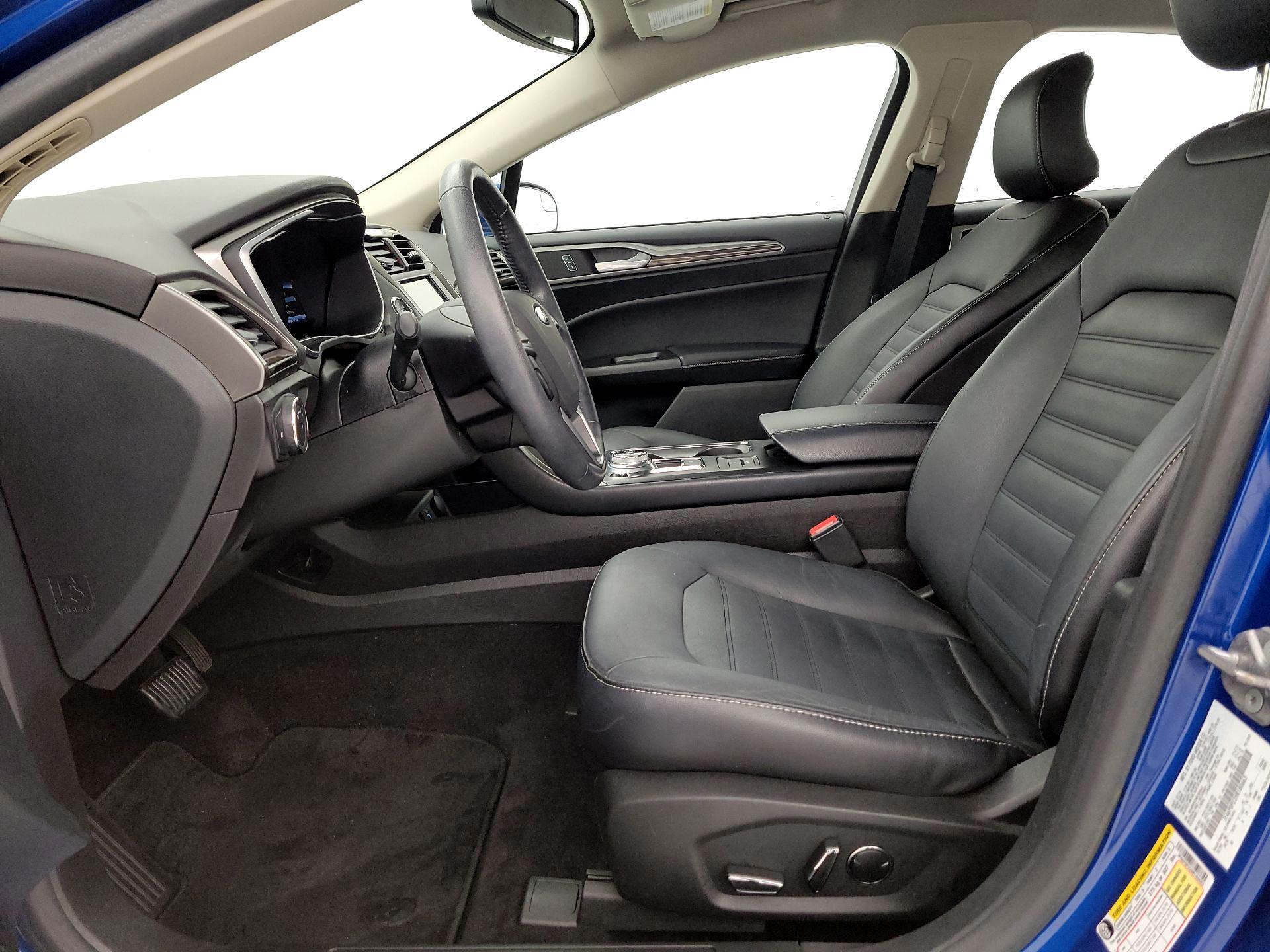 Thumbnail: 2017 Ford Fusion - 11