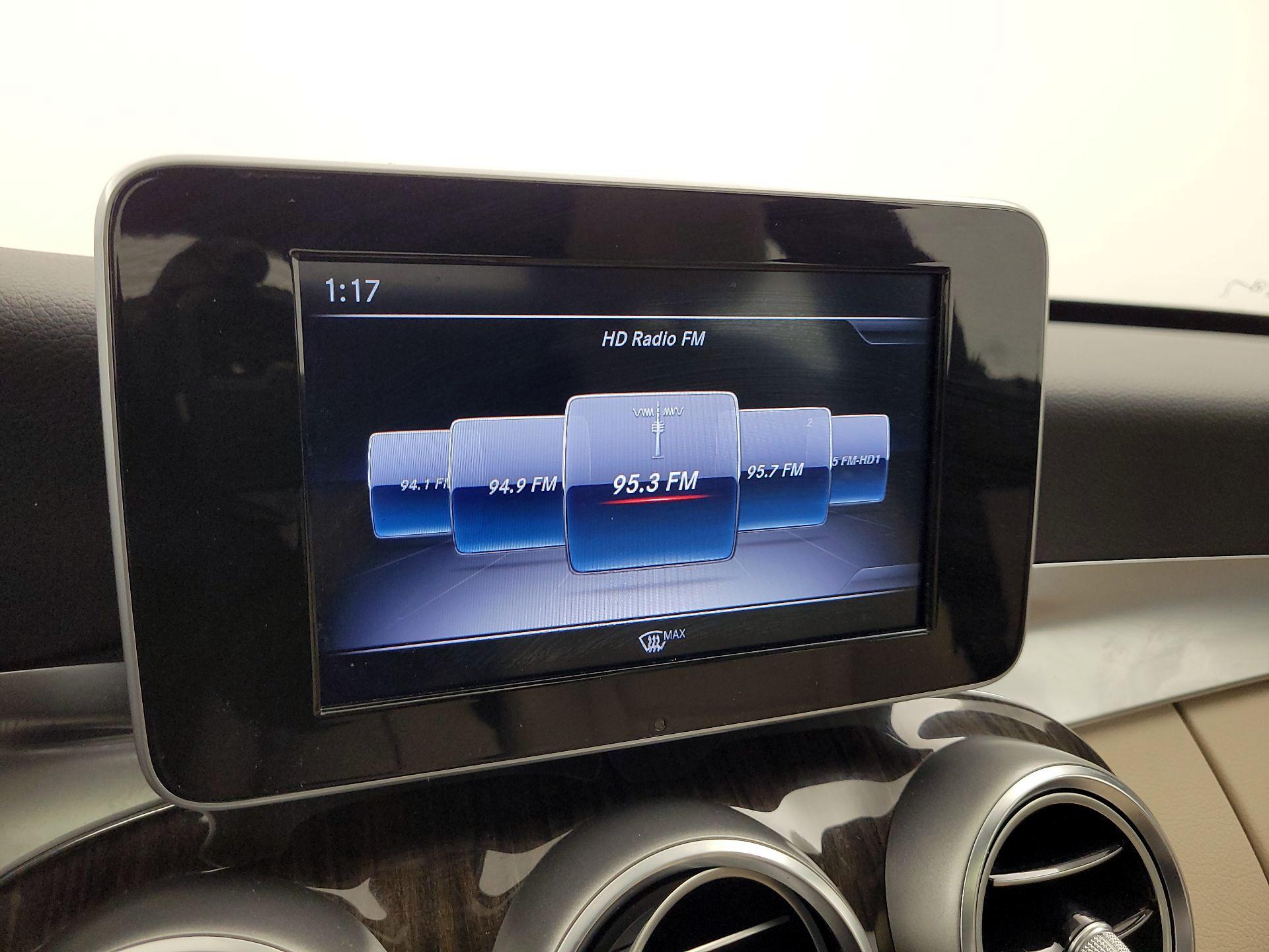 Thumbnail: 2018 Mercedes-Benz C-Class - 16