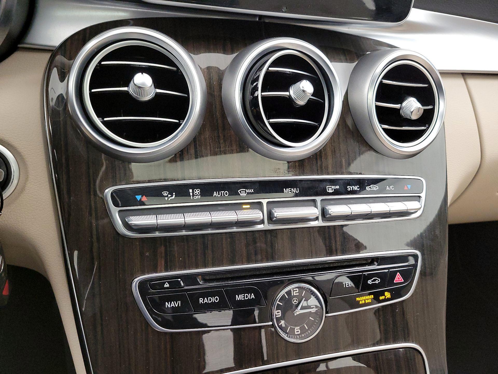 Thumbnail: 2018 Mercedes-Benz C-Class - 17