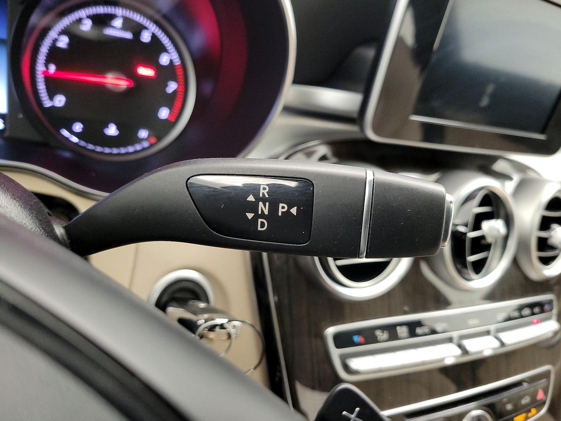 Thumbnail: 2018 Mercedes-Benz C-Class - 18