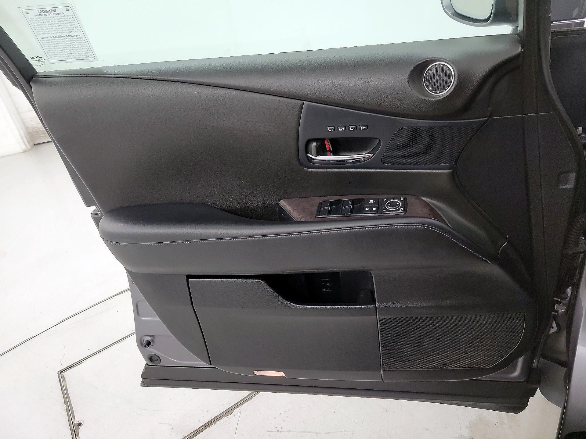 Thumbnail: 2015 Lexus RX - 12