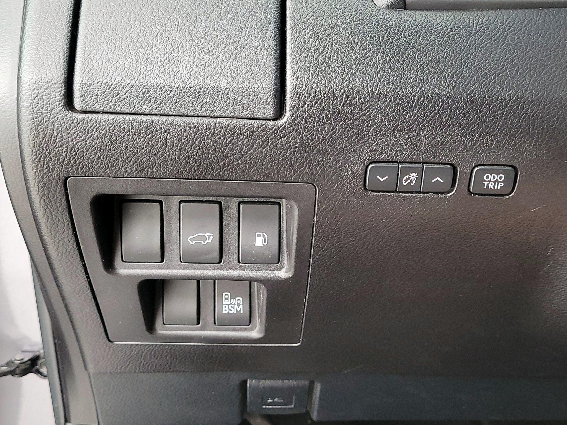 Thumbnail: 2015 Lexus RX - 13