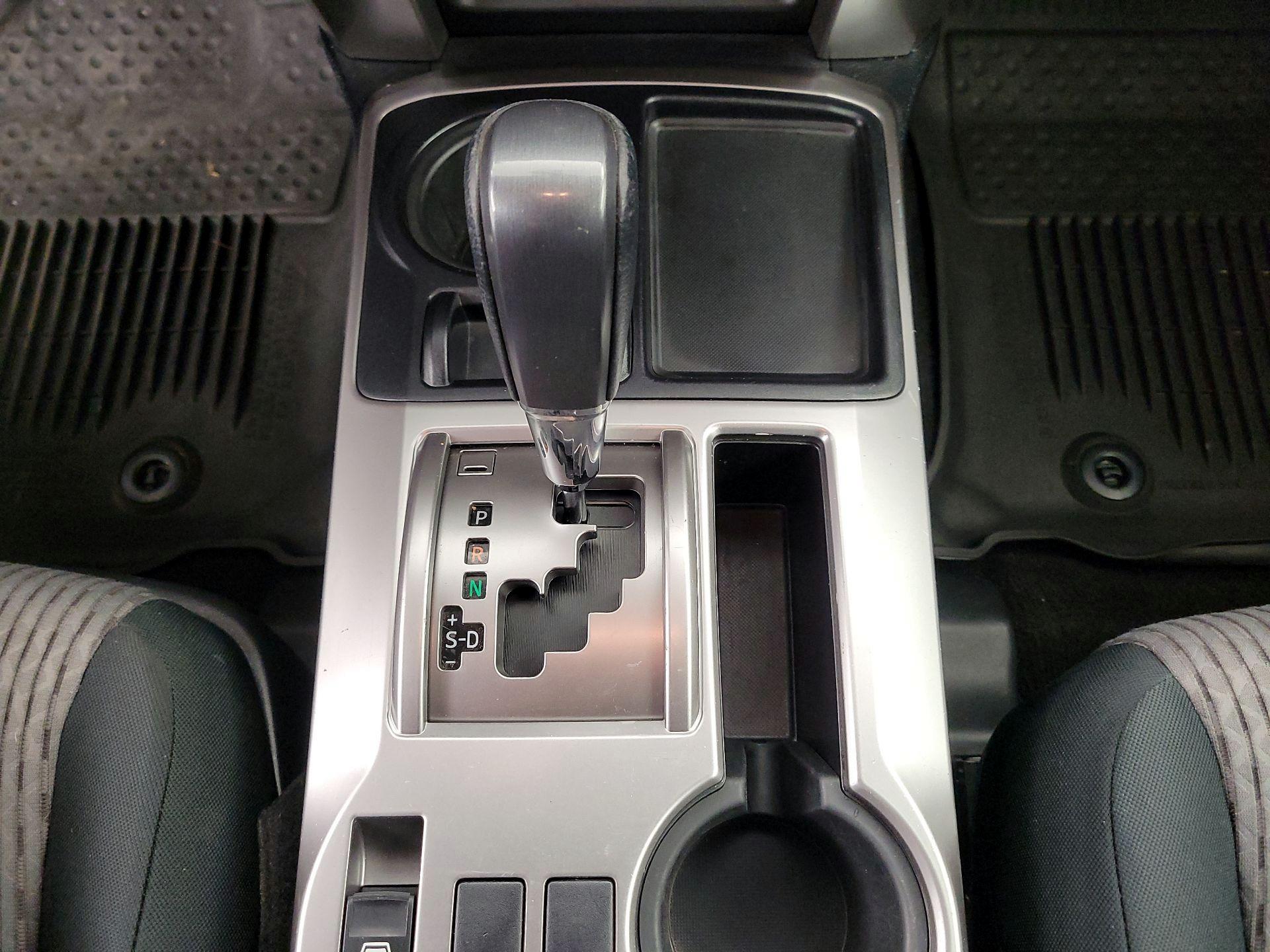 Thumbnail: 2019 Toyota 4Runner - 18